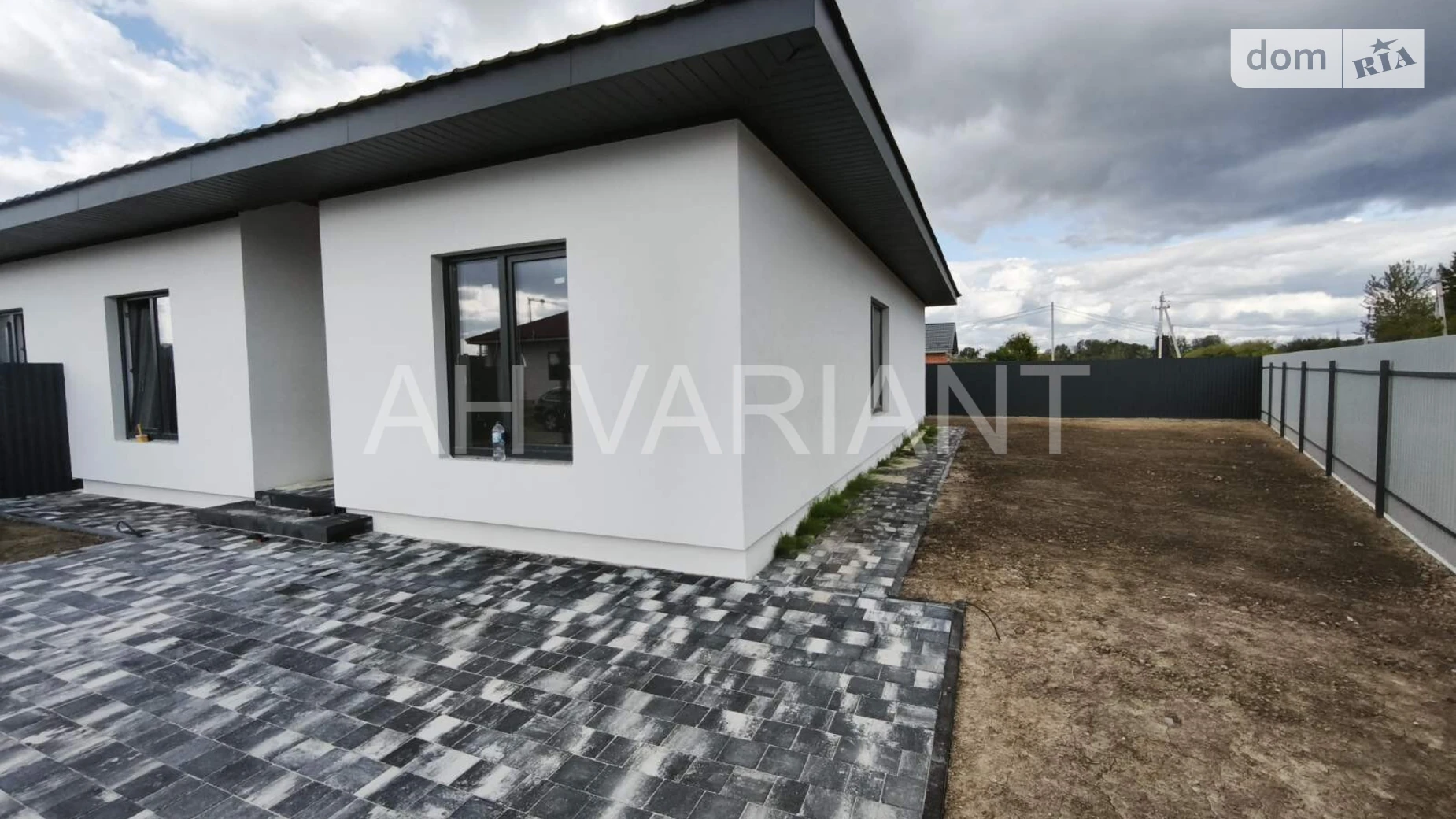 Продается одноэтажный дом 105 кв. м с гаражом, цена: 110000 $ - фото 2