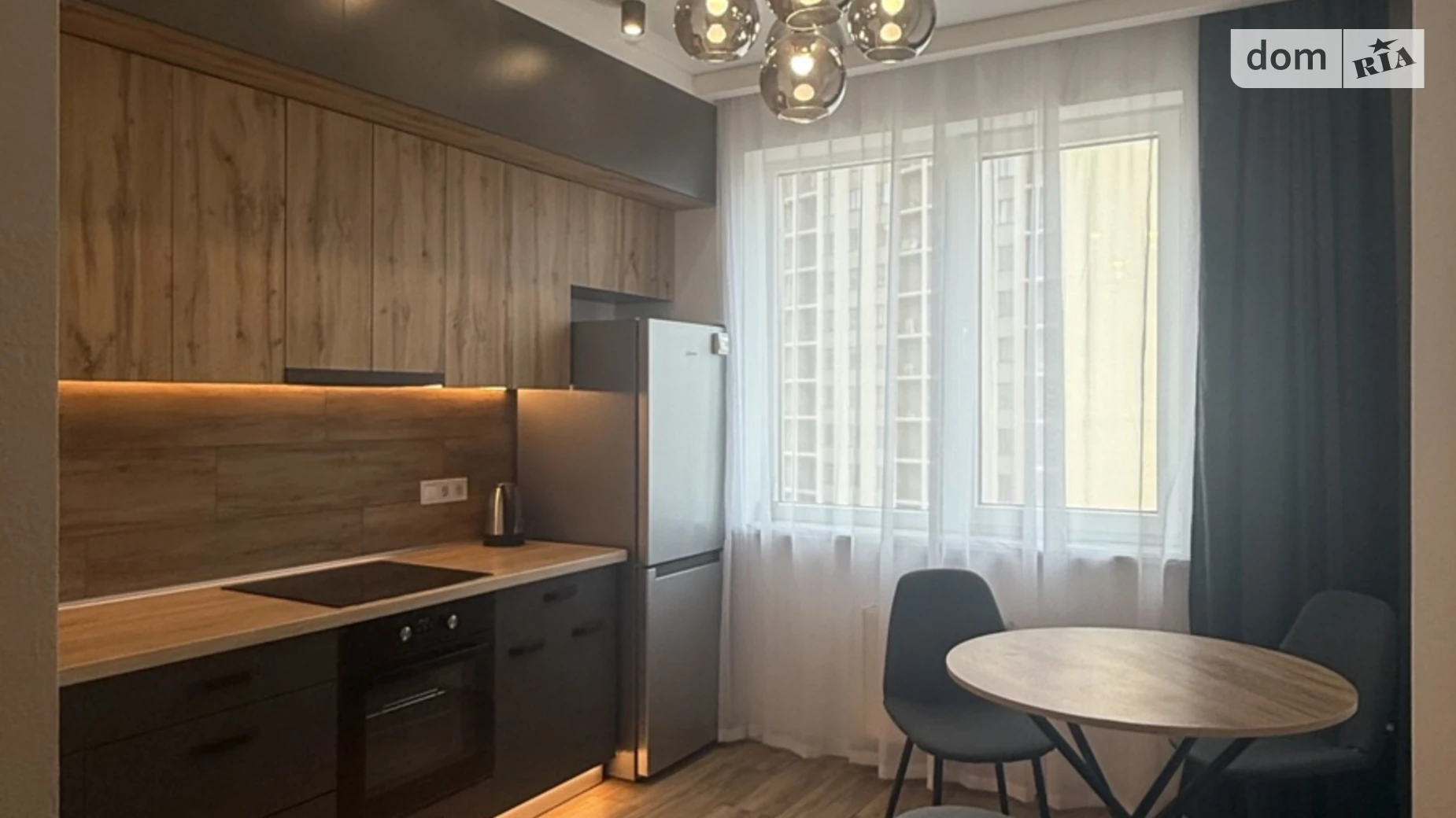 Продается 1-комнатная квартира 38 кв. м в Одессе, ул. Генуэзская, 3А - фото 2