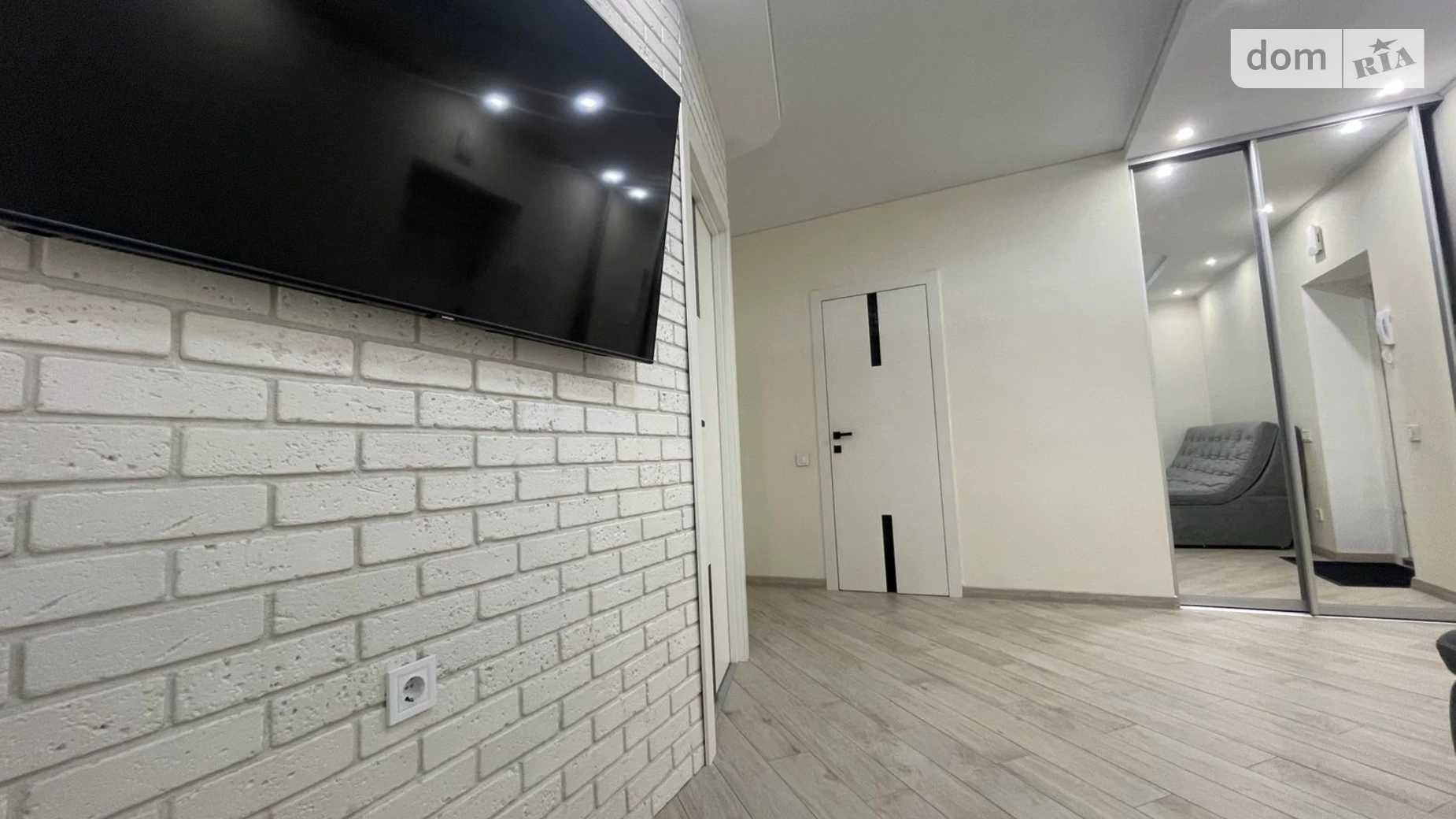 Продается 1-комнатная квартира 56 кв. м в Виннице, ул. Марии Примаченко(Покрышкина), 8Б - фото 3