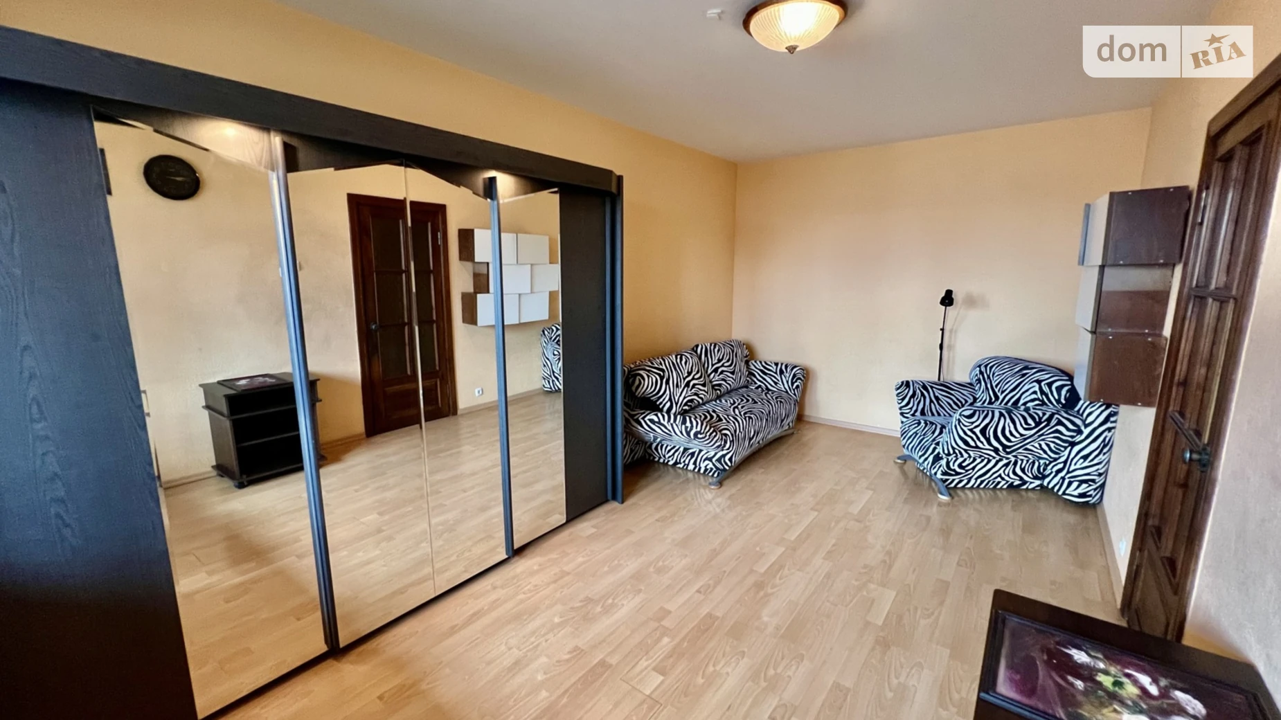 Продается 2-комнатная квартира 80.6 кв. м в Киеве, ул. Николая Голего(Лебедева-Кумача), 12 - фото 3