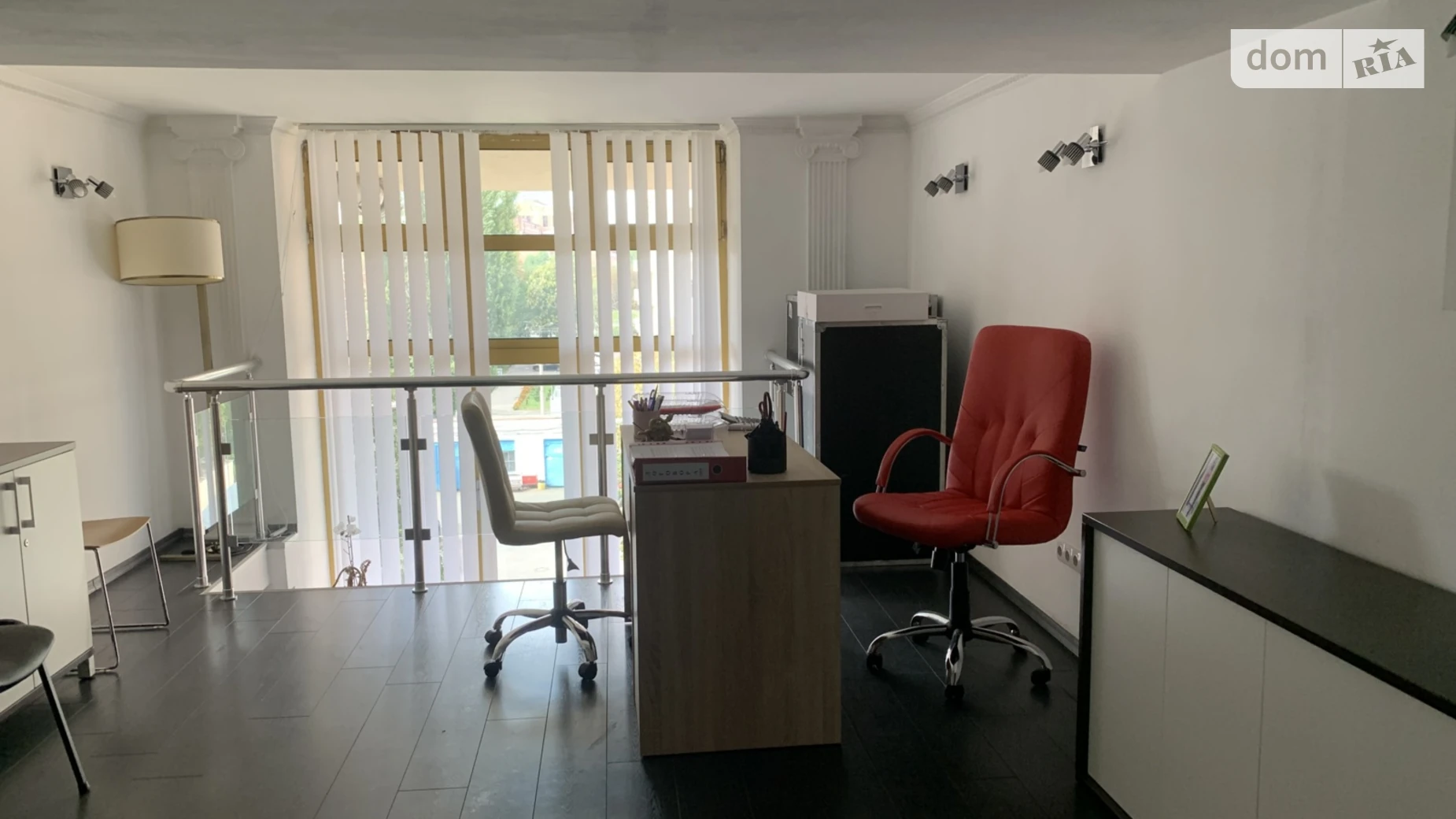 Сдается в аренду офис 57 кв. м в бизнес-центре, цена: 23000 грн - фото 2