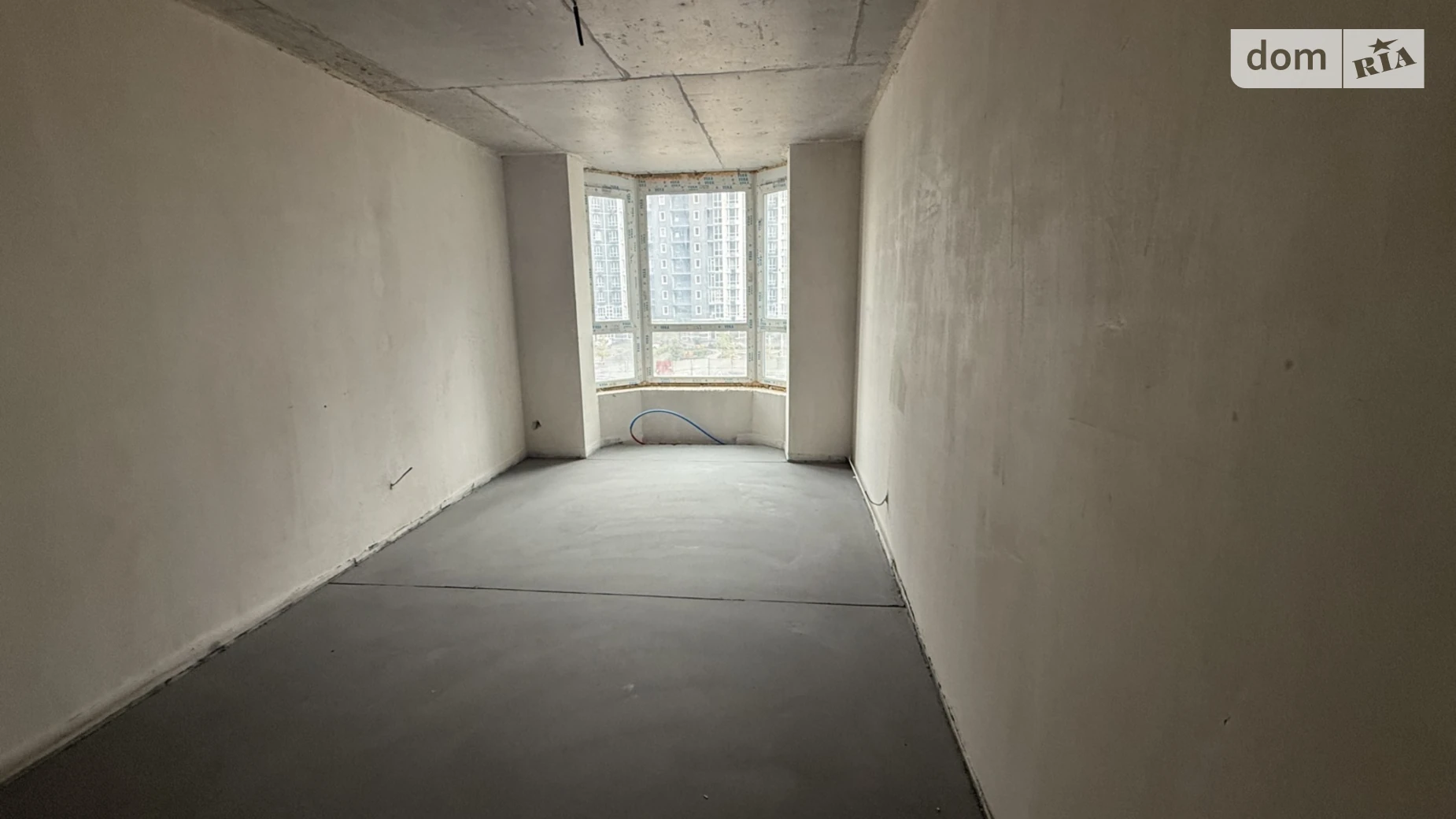 Продается 1-комнатная квартира 40 кв. м в Буче, бул. Леонида Бирюкова, 2А - фото 2