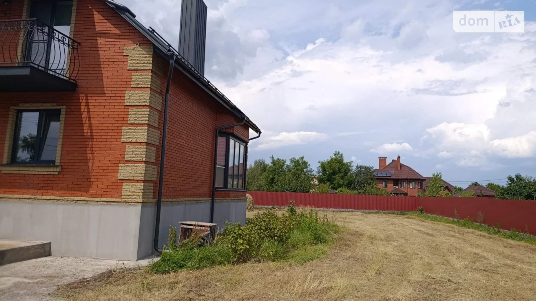 Продается дом на 2 этажа 250 кв. м с камином, цена: 190000 $ - фото 3