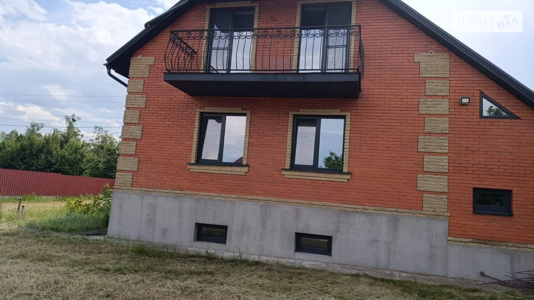 Продается дом на 2 этажа 250 кв. м с камином, цена: 190000 $ - фото 5