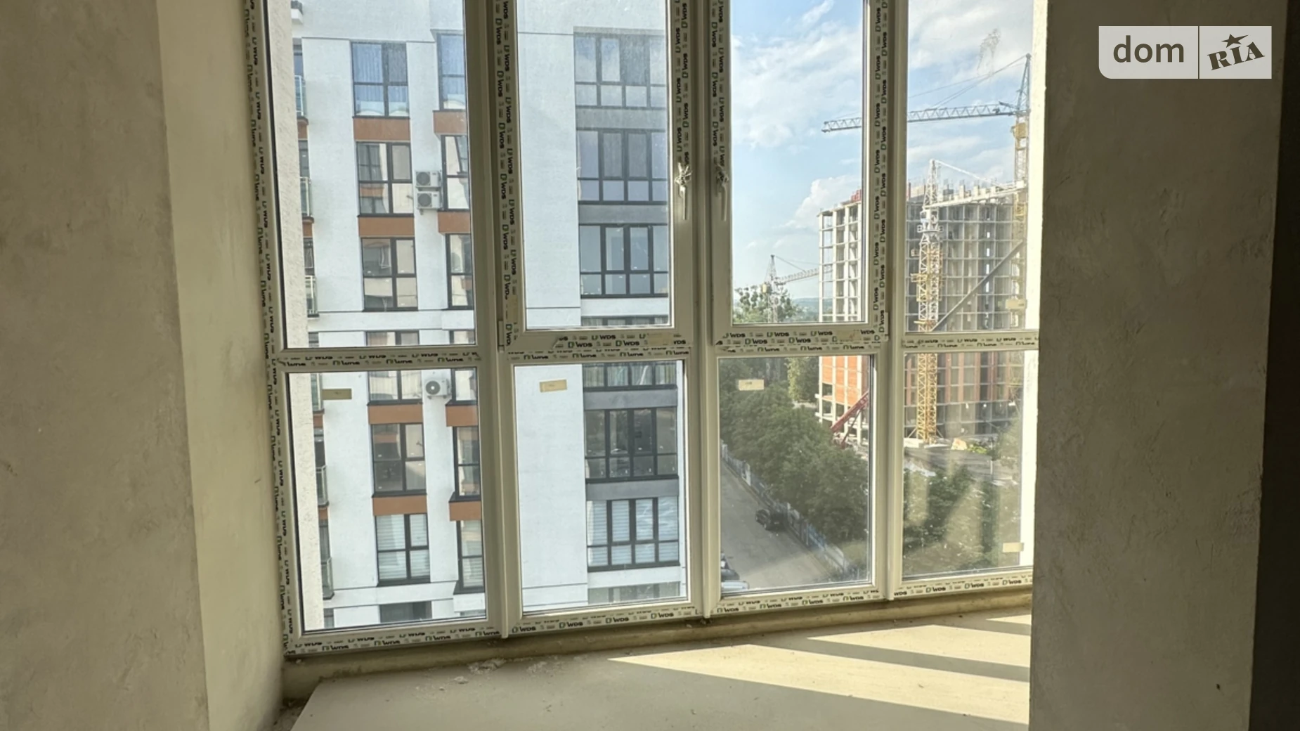 Продается 3-комнатная квартира 87 кв. м в Ивано-Франковске, ул. Гетьмана Ивана Мазепы, 1 - фото 2