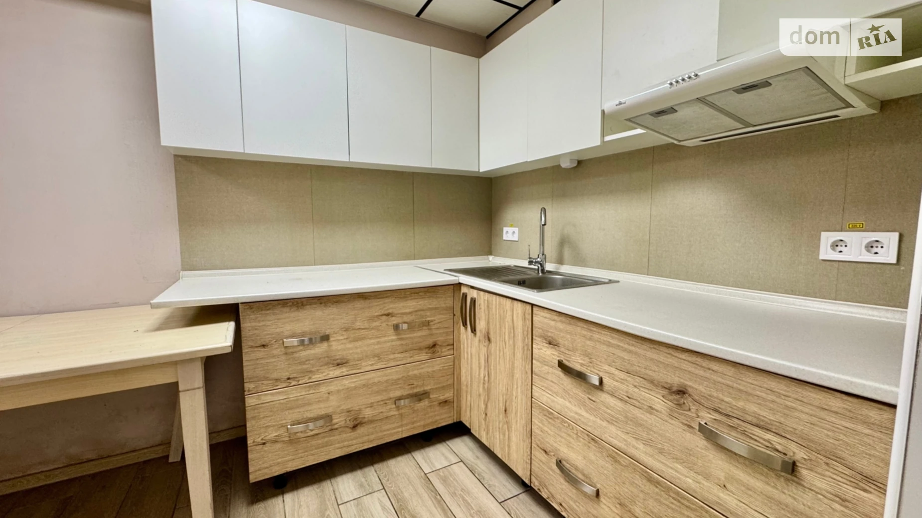 Продається офіс 71 кв. м в бізнес-центрі, цена: 39000 $ - фото 4