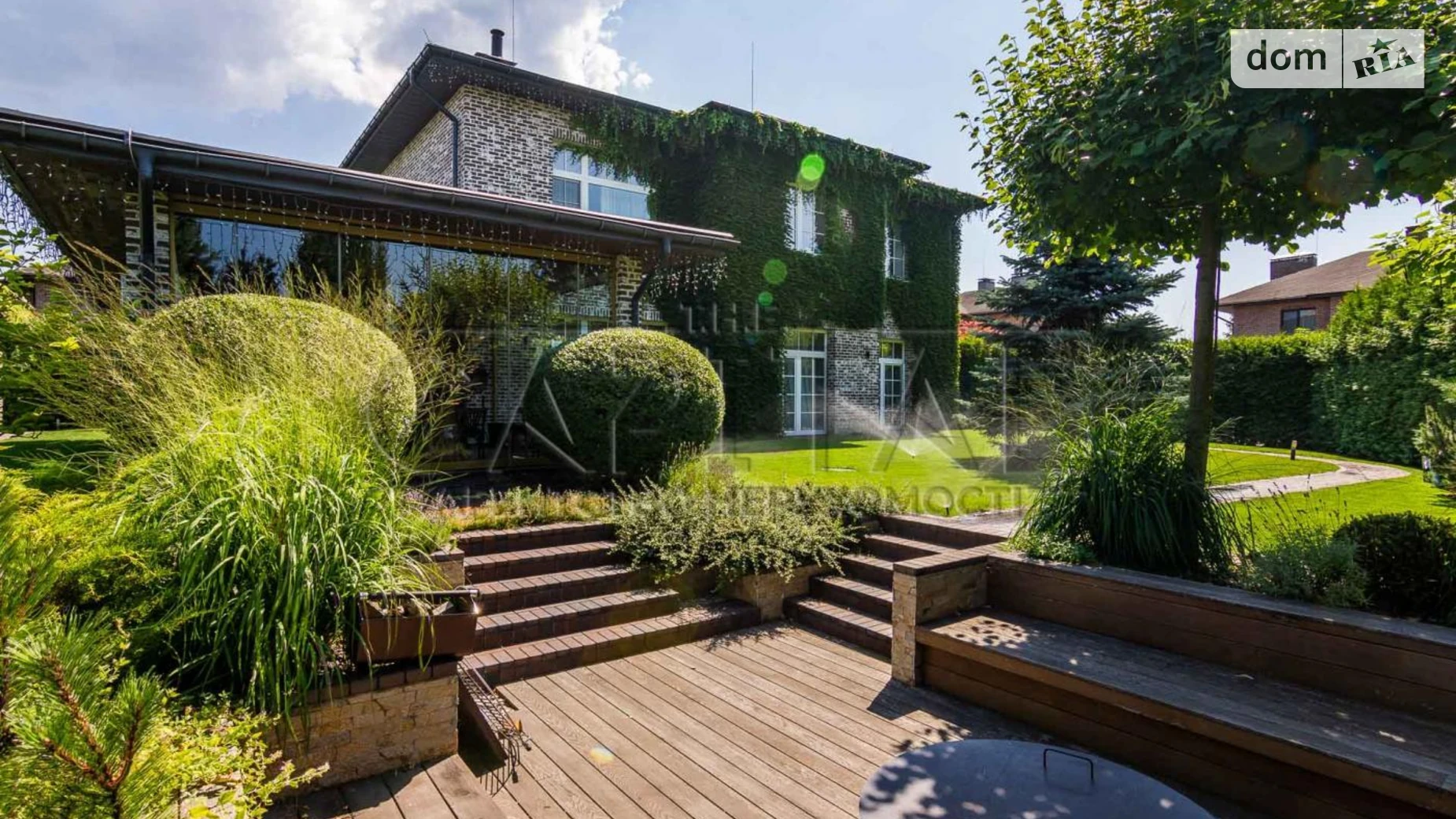 Продается дом на 2 этажа 363.6 кв. м с балконом, цена: 2200000 $ - фото 2