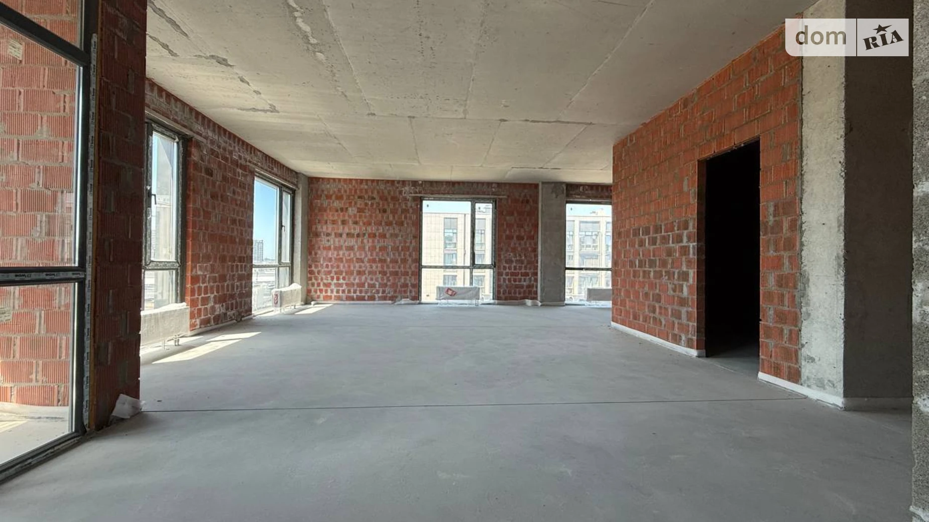 Продается 3-комнатная квартира 73 кв. м в Днепре, ул. Костомаровская, 1А - фото 2