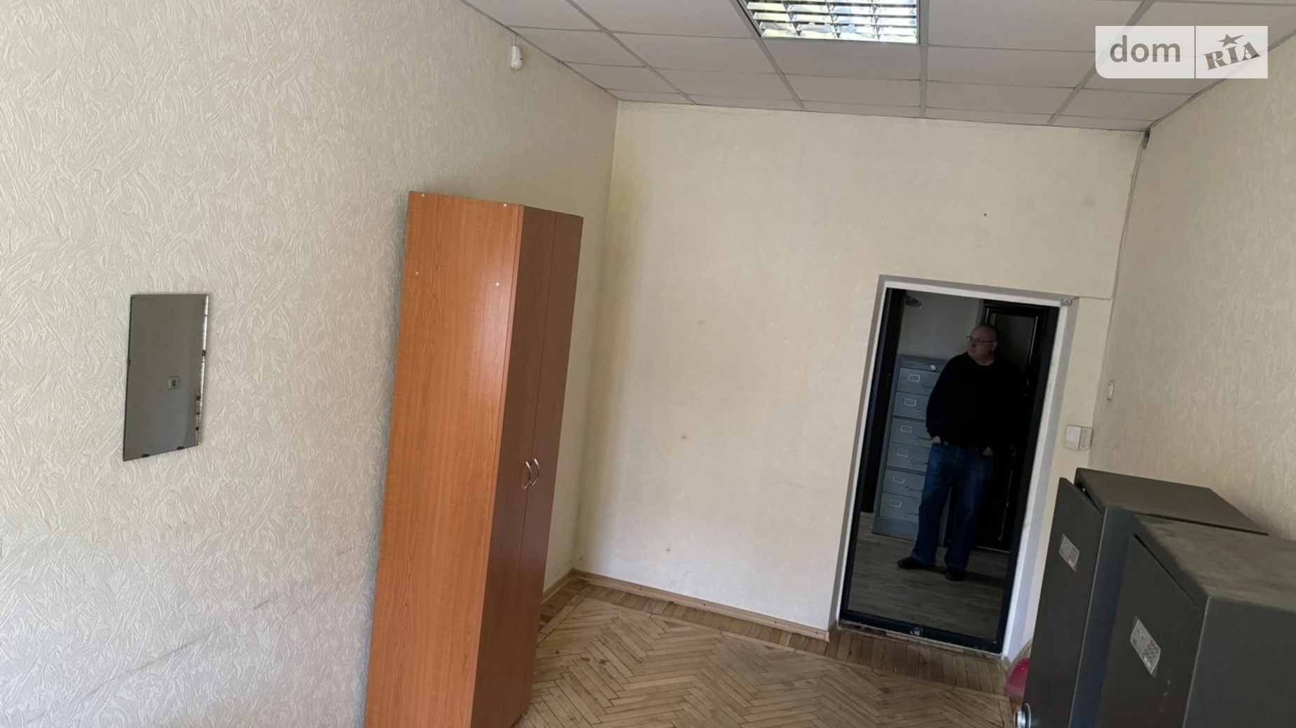 Сдается в аренду офис 12 кв. м в бизнес-центре, цена: 3500 грн - фото 2