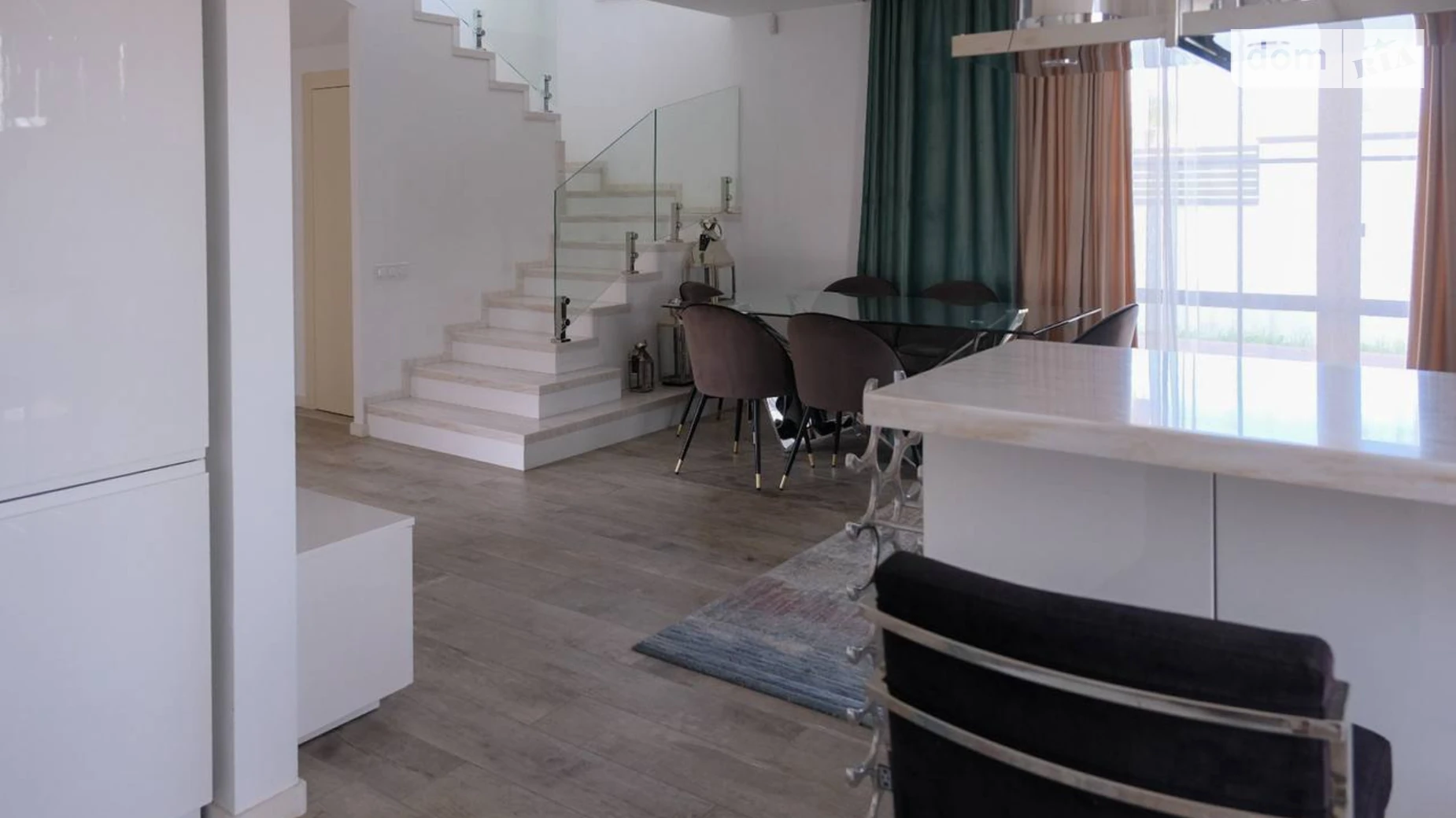 Продается часть дома 180 кв. м с участком, цена: 157000 $ - фото 2