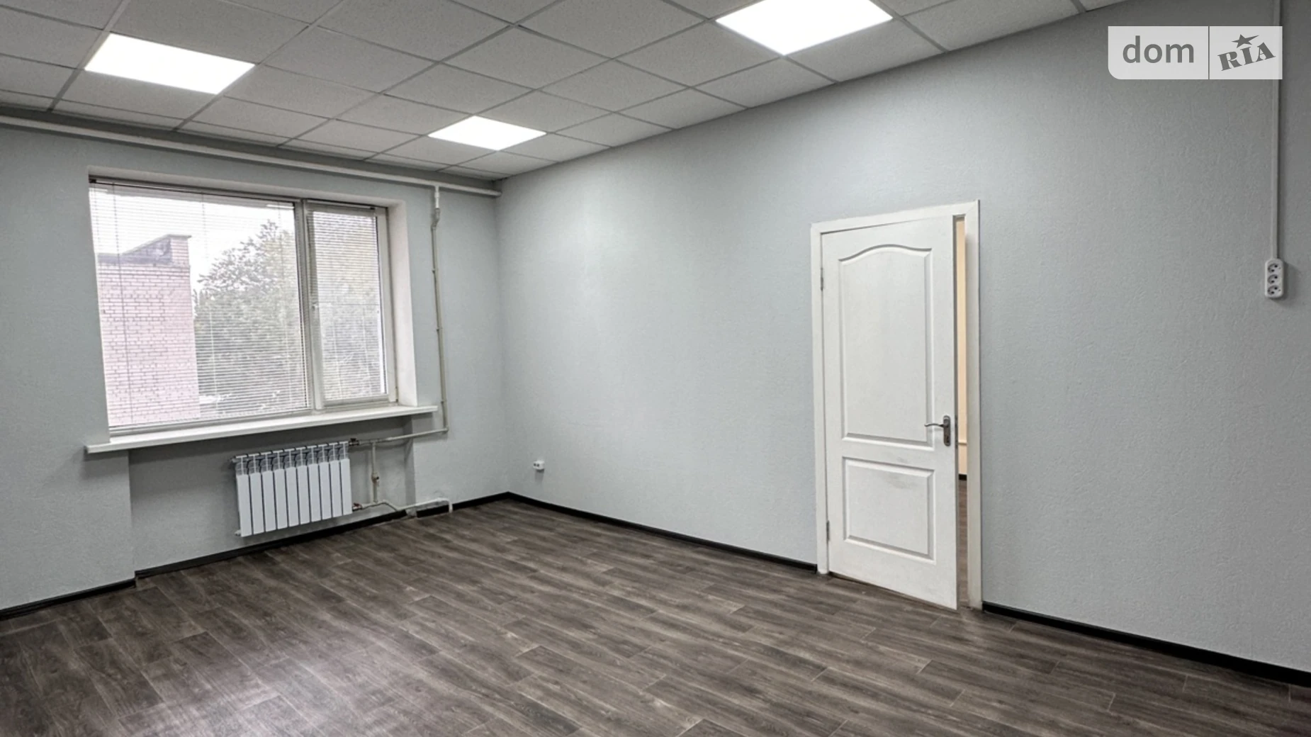 Сдается в аренду офис 40 кв. м в бизнес-центре, цена: 8800 грн - фото 2