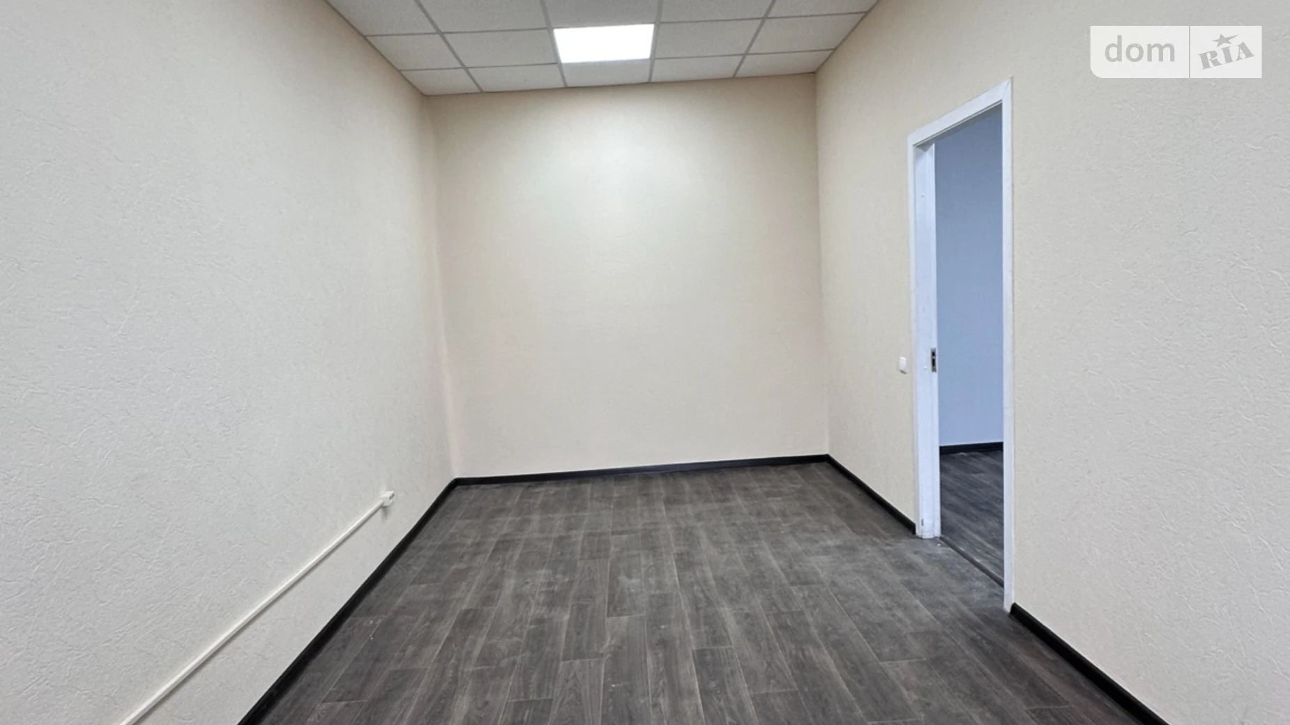 Сдается в аренду офис 40 кв. м в бизнес-центре, цена: 8800 грн - фото 5