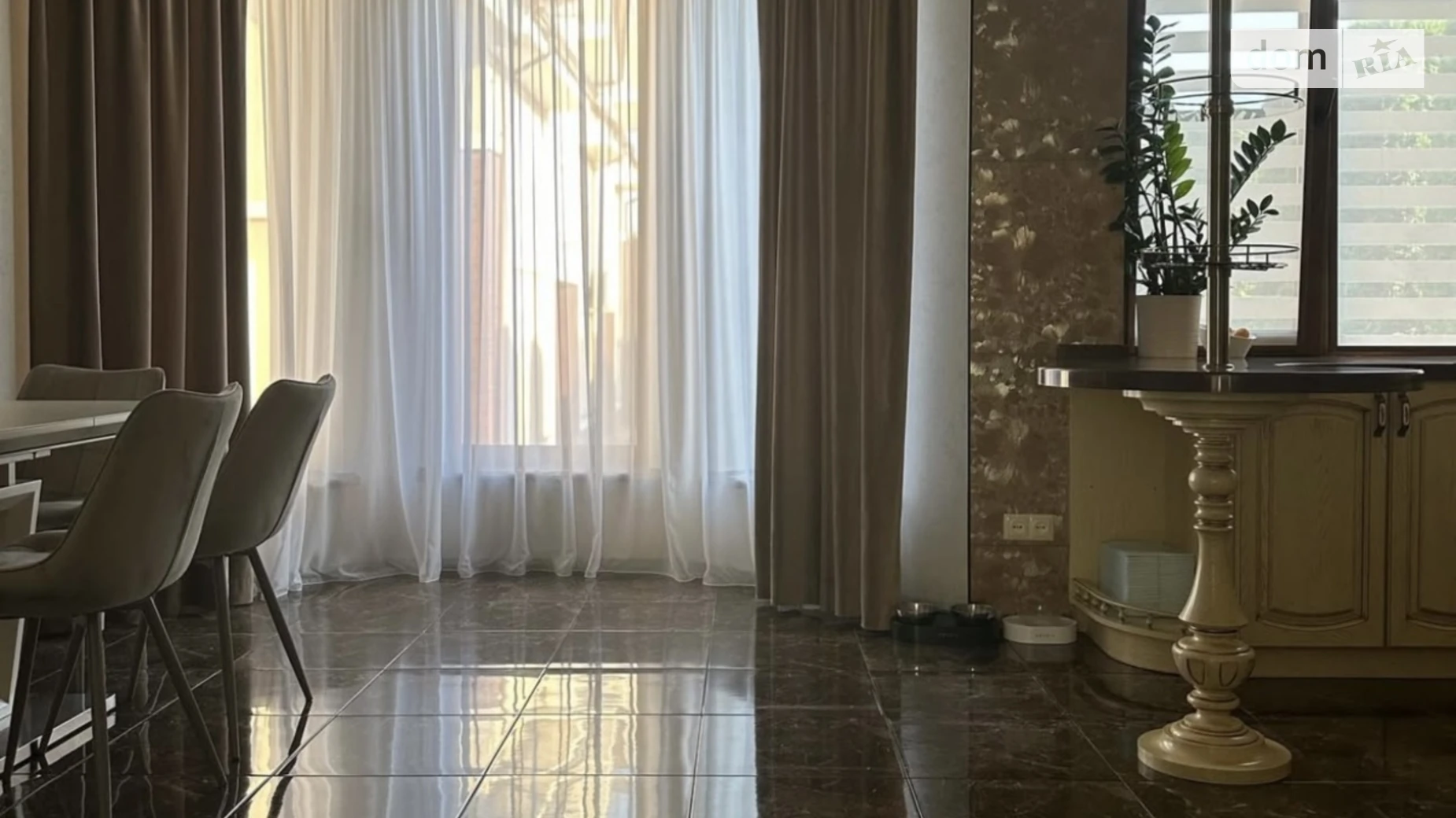 Продается дом на 2 этажа 199.8 кв. м с садом, цена: 340000 $ - фото 3