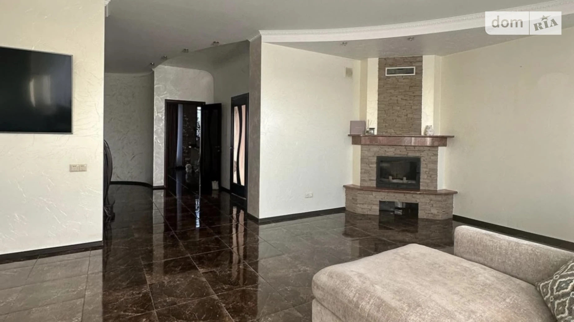 Продается дом на 2 этажа 199.8 кв. м с садом, цена: 340000 $ - фото 2