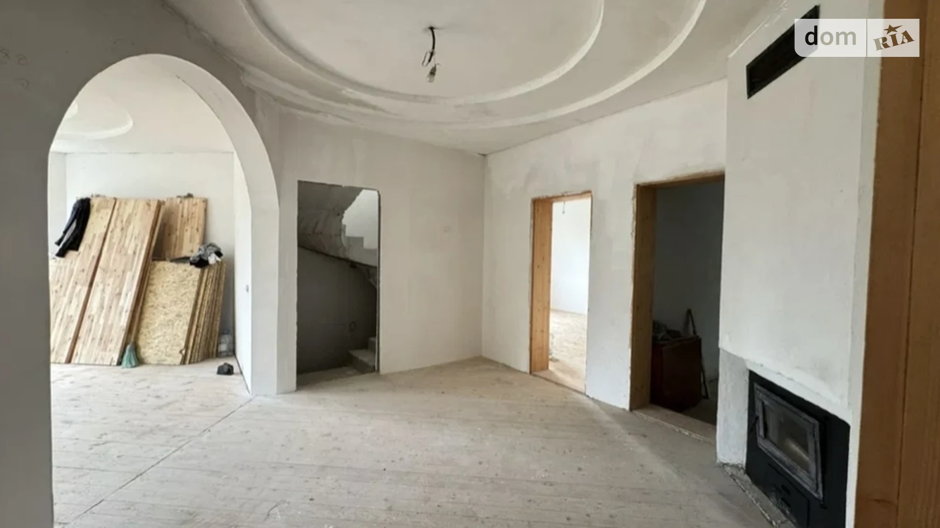 Продается дом на 3 этажа 280 кв. м с гаражом, цена: 650 $ - фото 4