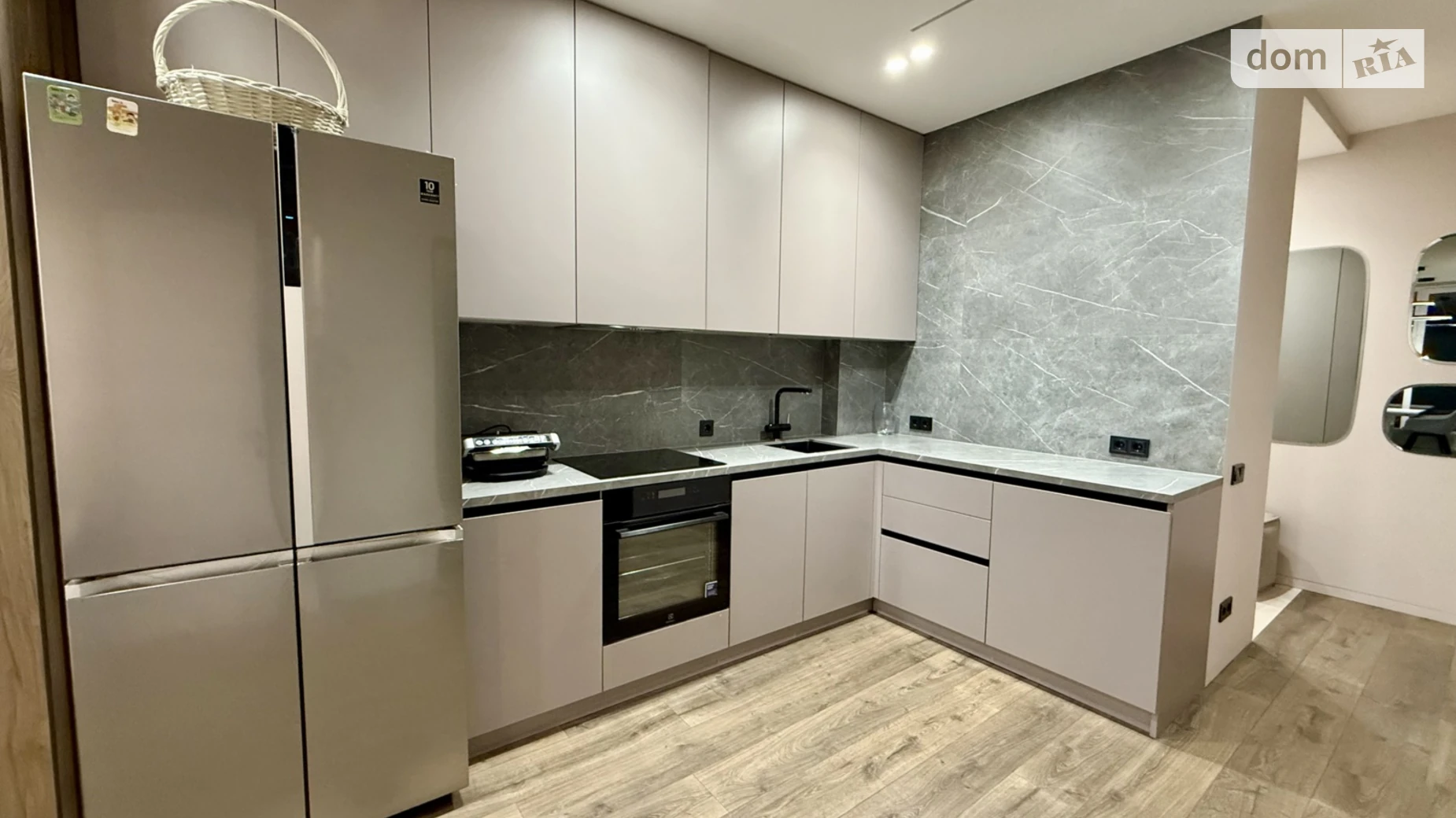 Сдается в аренду 1-комнатная квартира 60 кв. м в Днепре, бул. Звездный, 1М - фото 4