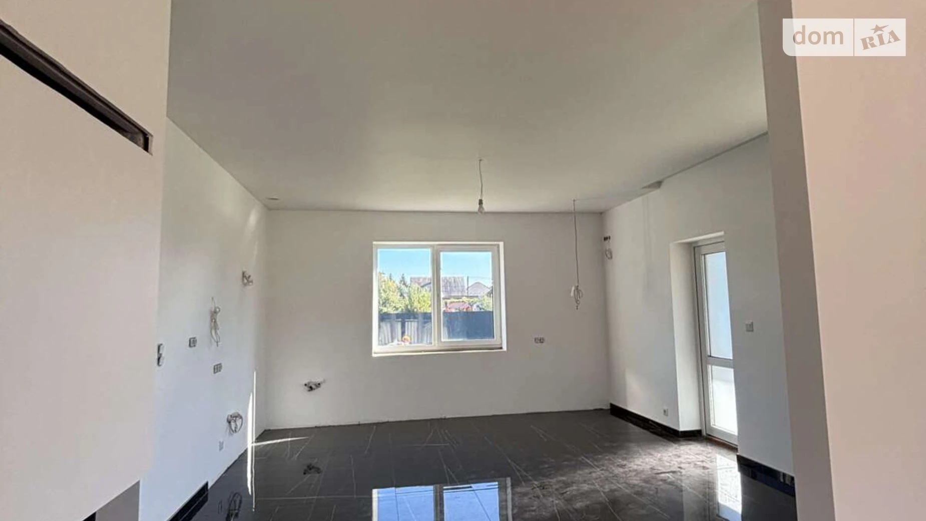 Продается дом на 3 этажа 182 кв. м с камином, цена: 140000 € - фото 4