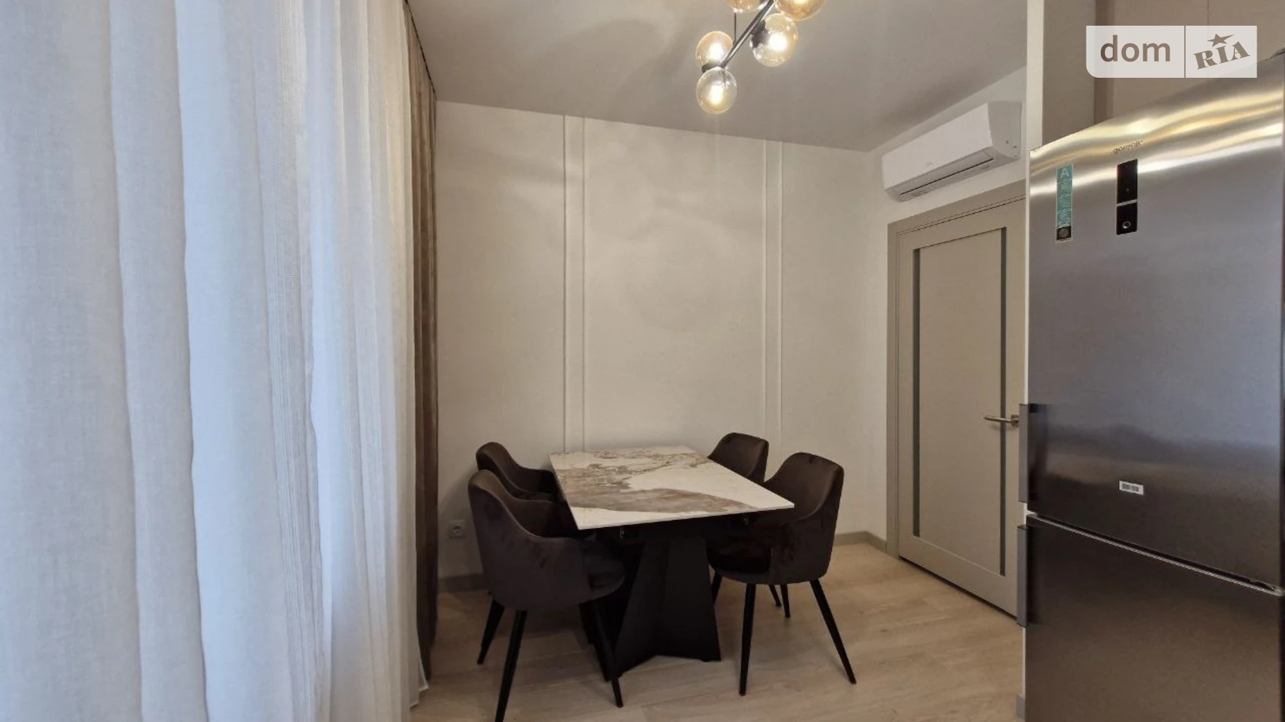 2-комнатная квартира 64 кв. м в Луцке, цена: 106000 $ - фото 2