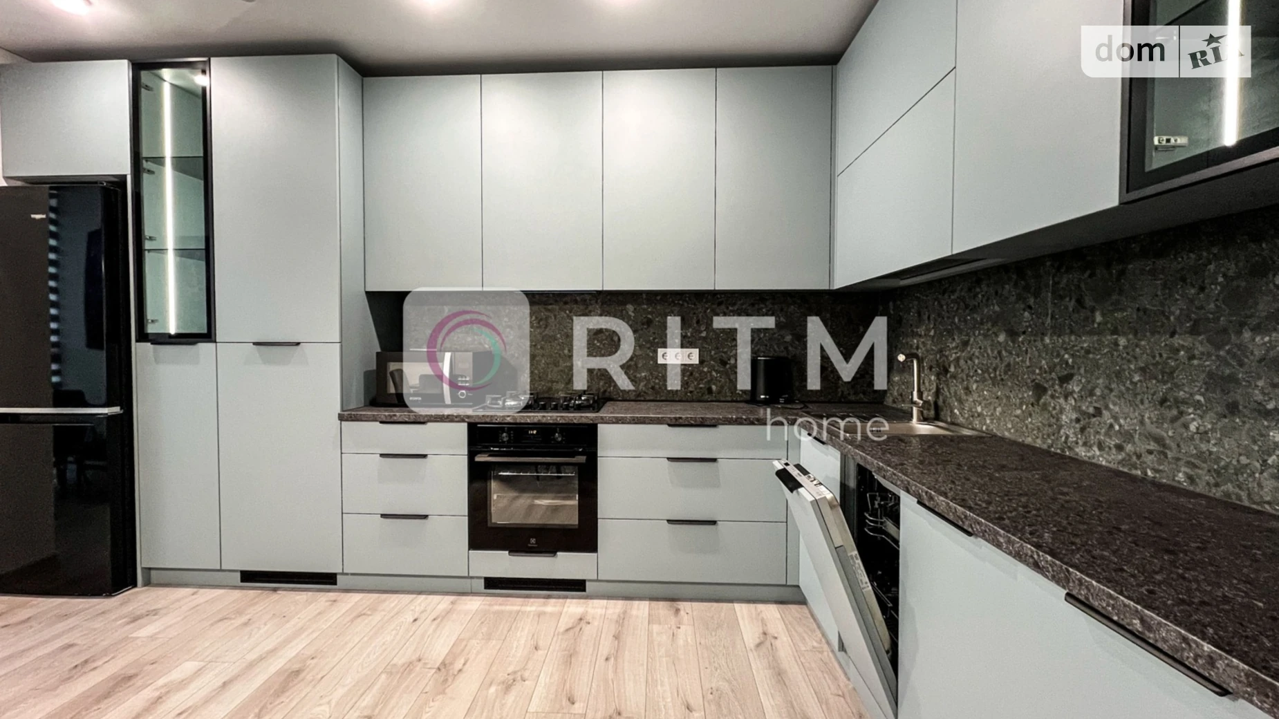 2-кімнатна квартира 70 кв. м у Луцьку, вул. Привокзальна - фото 3