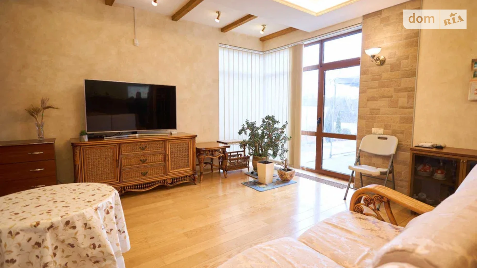 Продается дом на 2 этажа 110 кв. м с садом, цена: 120000 $ - фото 3