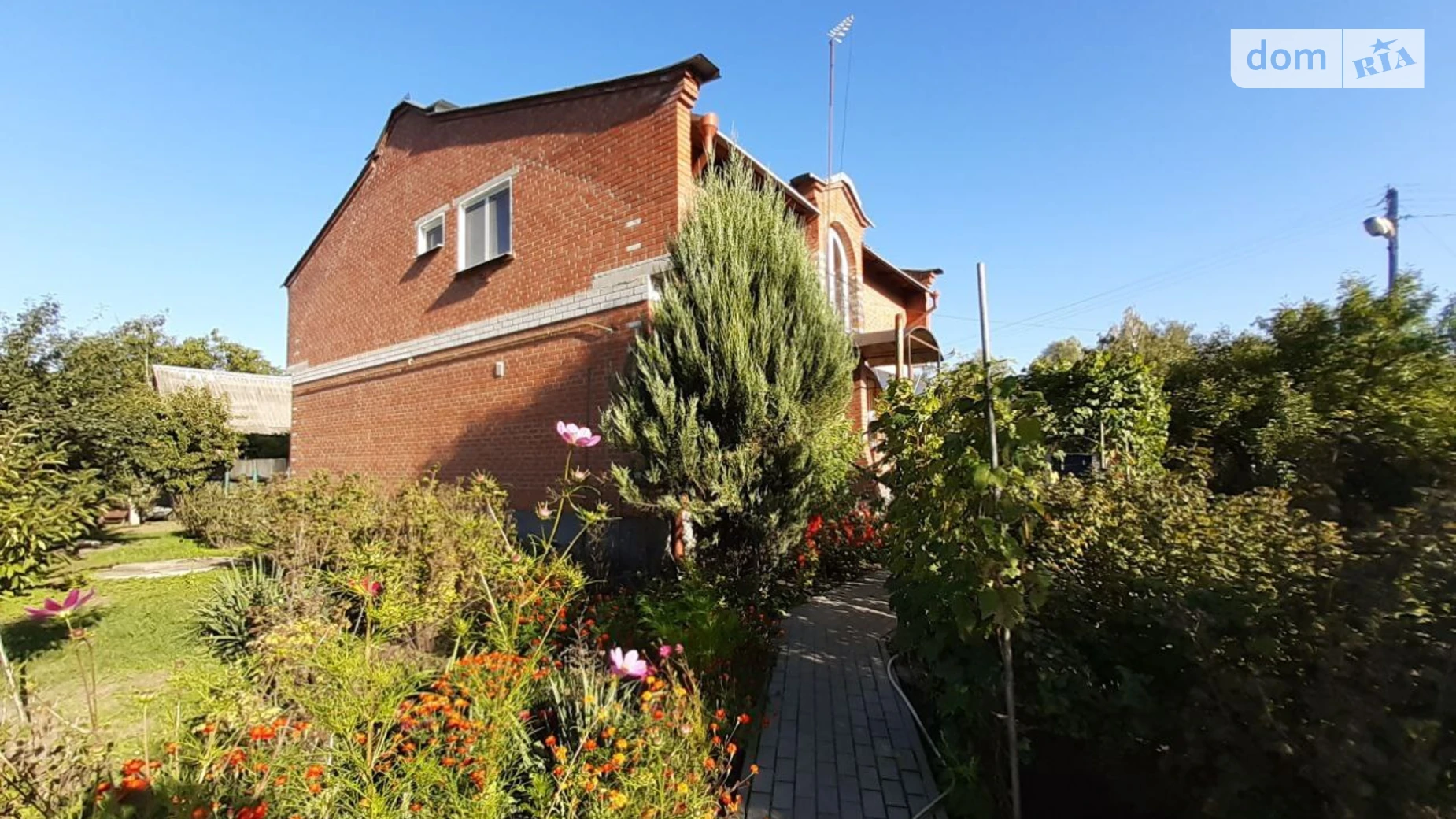 Продается дом на 2 этажа 189.5 кв. м с гаражом, цена: 180000 $ - фото 3