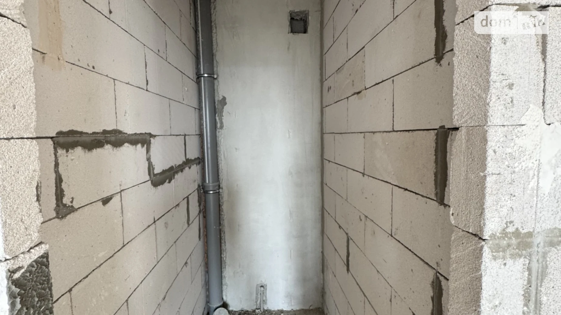 Продается 2-комнатная квартира 64 кв. м в Ужгороде, ул. Тлехаса, 19 корпус 2 - фото 3