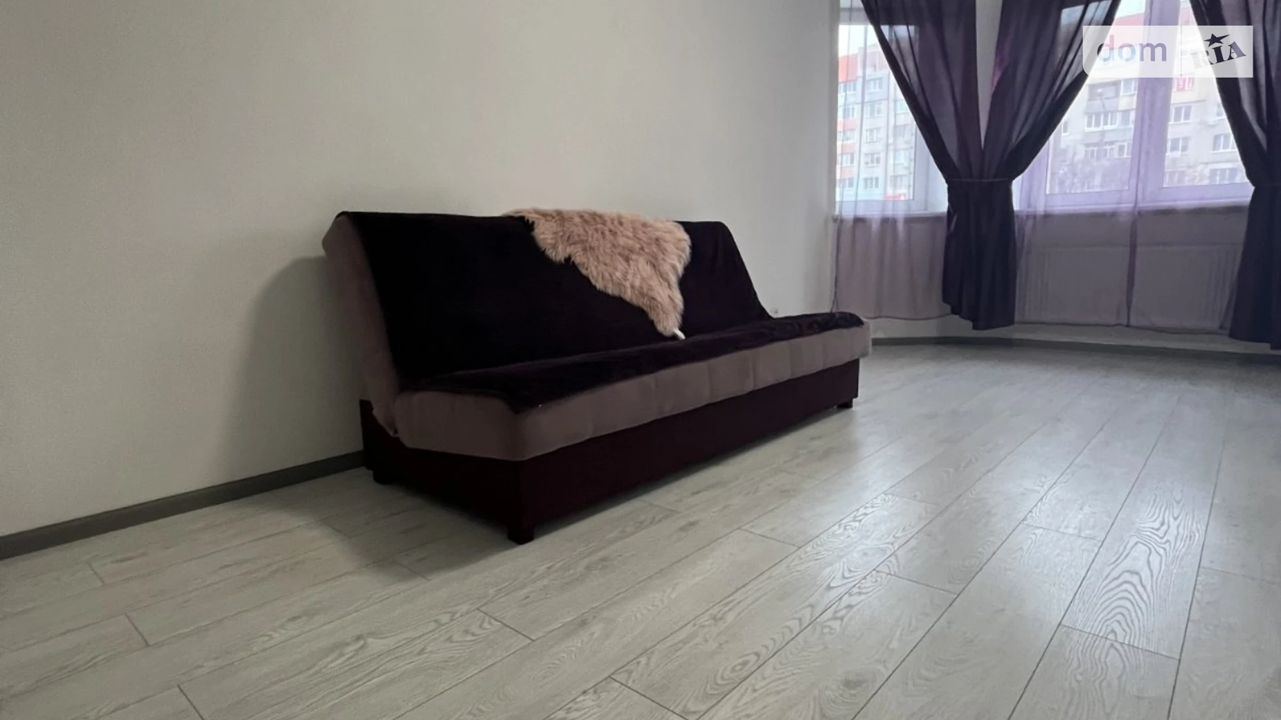 Продается 1-комнатная квартира 43 кв. м в Ровно, ул. Соборная, 283 - фото 4