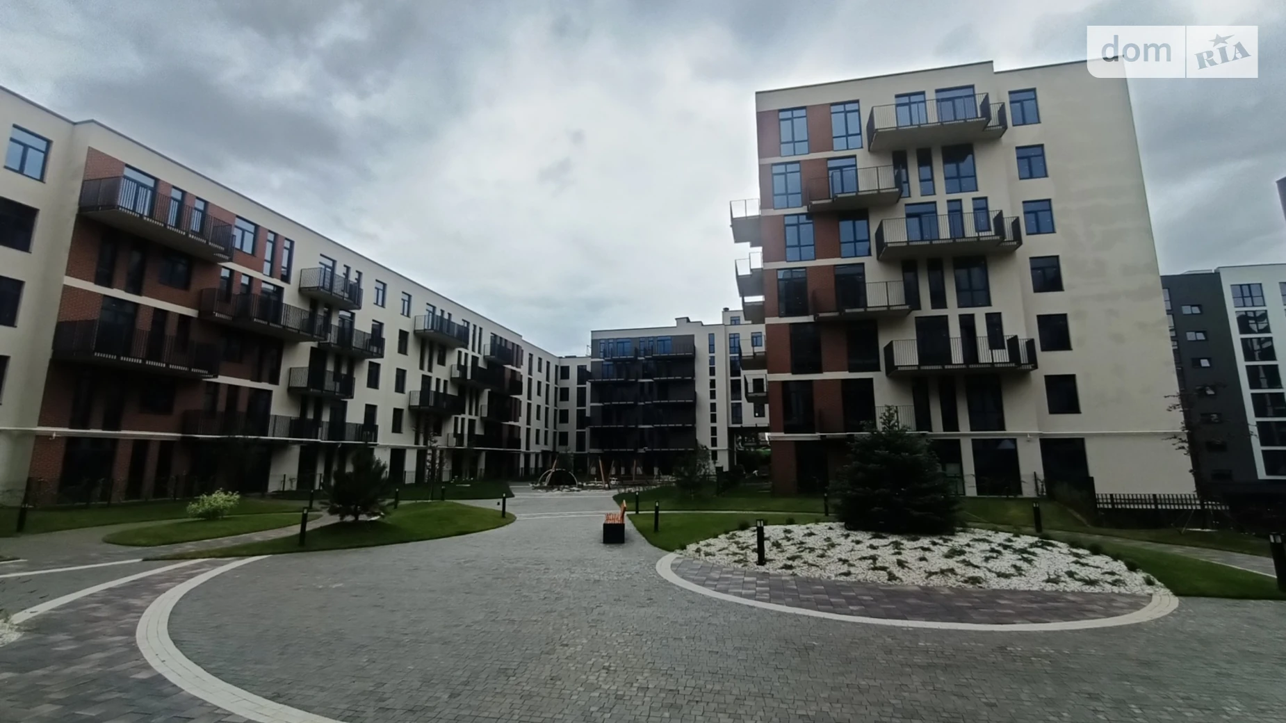 Продается 1-комнатная квартира 45 кв. м в Винниках, ул. Галицкая, 3 корпус 3 - фото 4