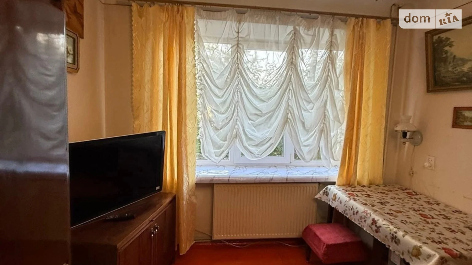 Продается 3-комнатная квартира 57.4 кв. м в Кременце, ул. Симона Петлюры, 26 - фото 3