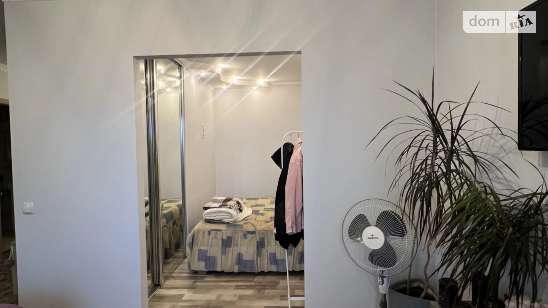 Продається 1-кімнатна квартира 43 кв. м у Коцюбинському, вул. Доківська, 10 корпус 4 - фото 5