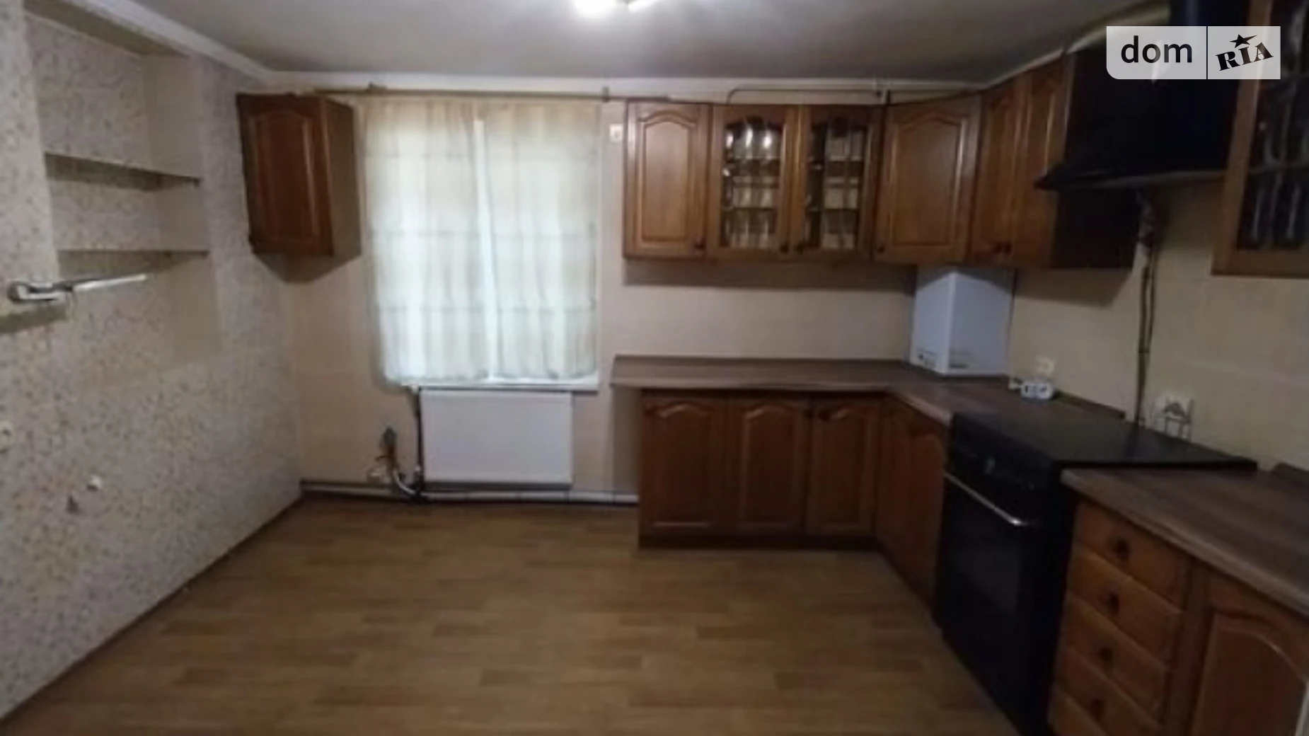 Продается дом на 2 этажа 160 кв. м с камином, цена: 130000 $ - фото 3