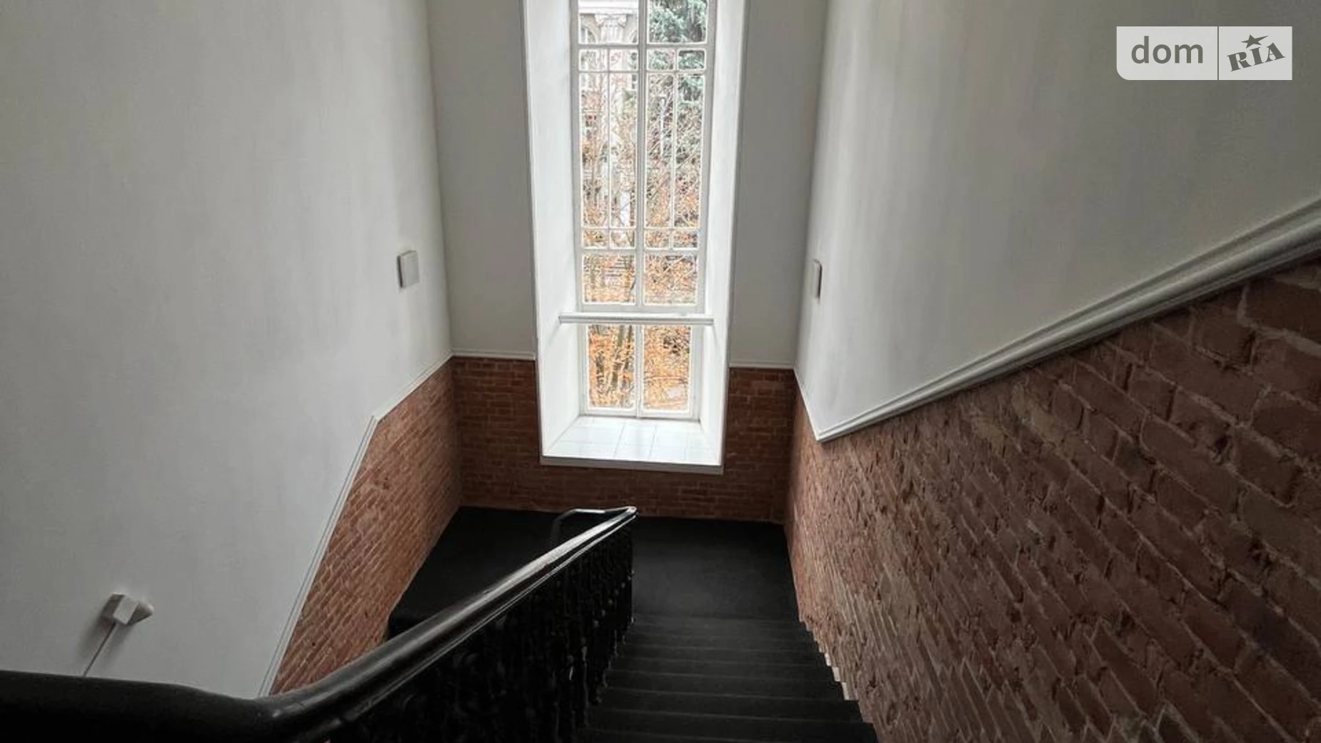 Продается офис 239 кв. м в бизнес-центре, цена: 334600 $ - фото 2
