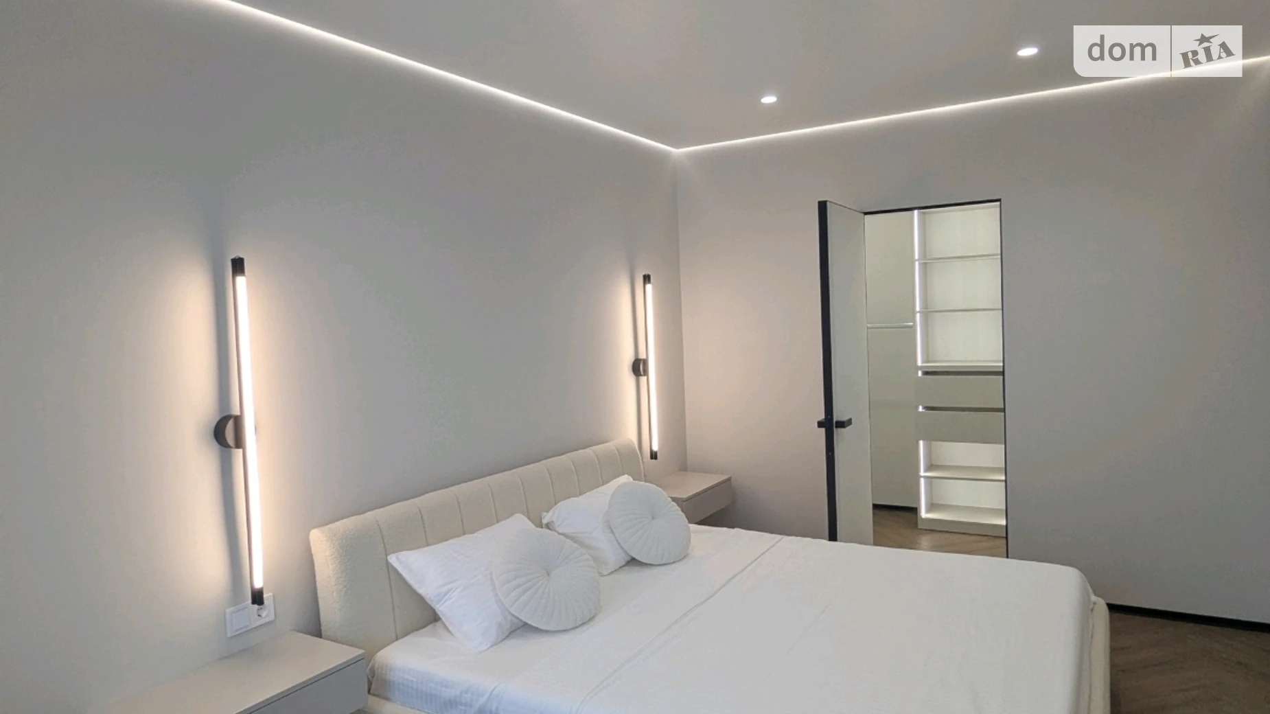 Продается 2-комнатная квартира 62 кв. м в Ивано-Франковске, цена: 120000 $ - фото 4