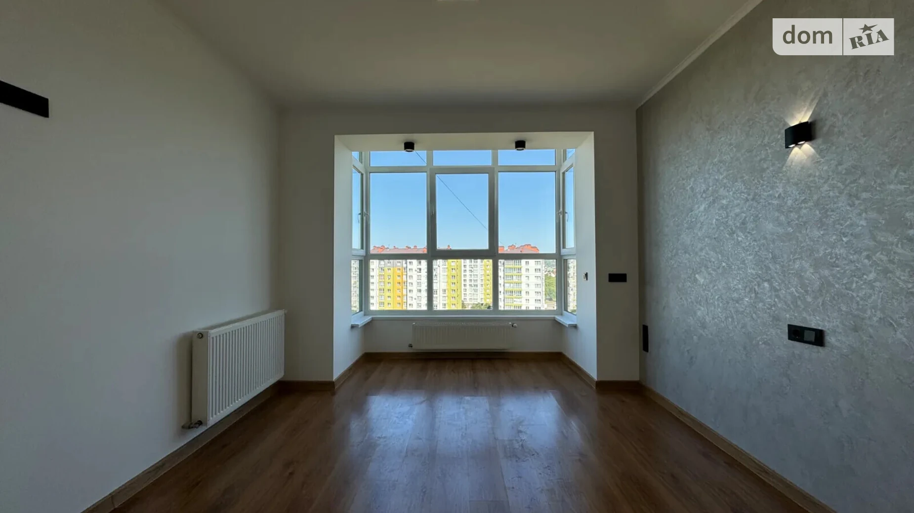 Продается 1-комнатная квартира 43 кв. м в Ивано-Франковске, ул. Стуса Василия - фото 3