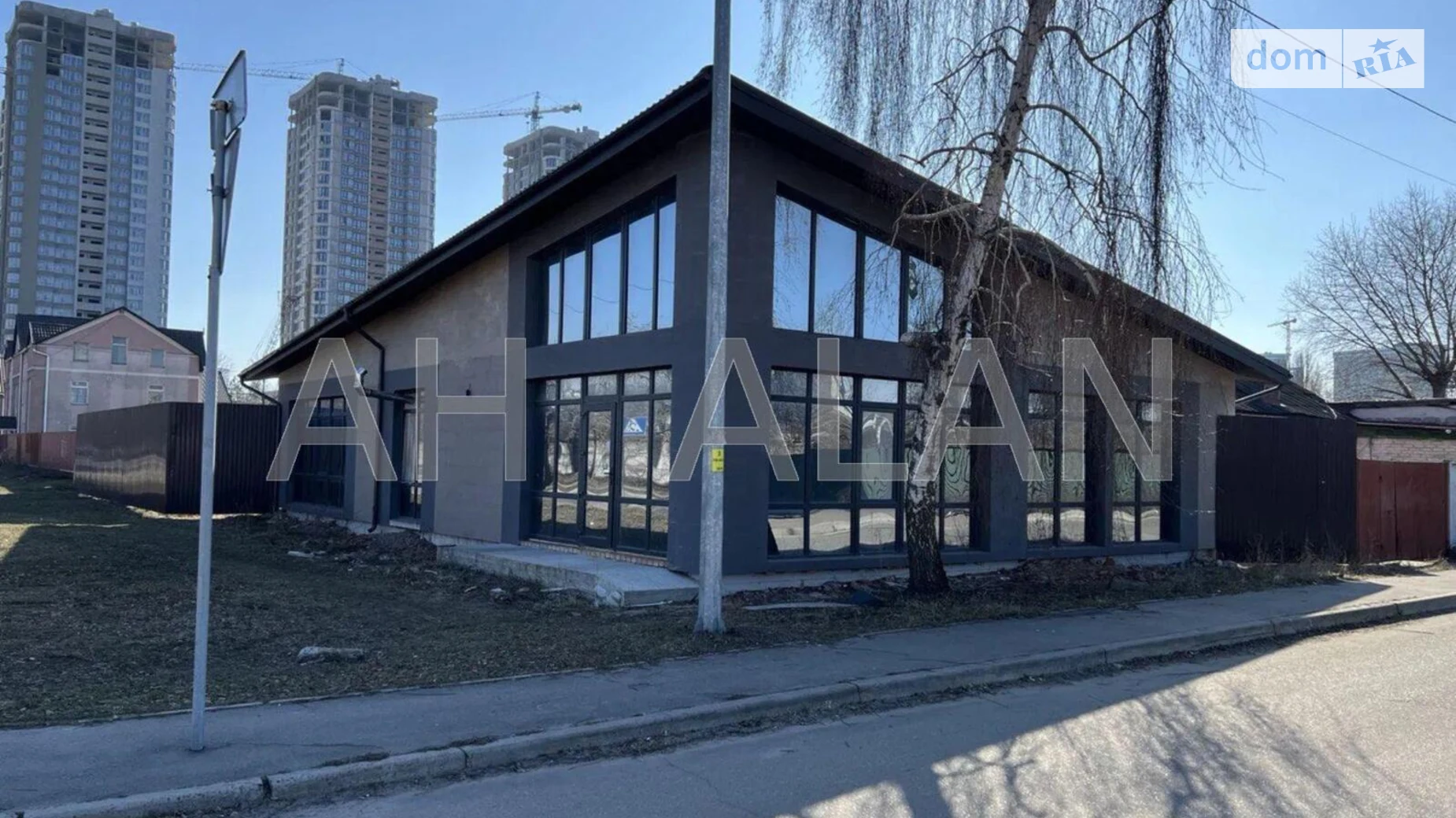 Сдается в аренду офис 183 кв. м в бизнес-центре, цена: 70000 грн - фото 2
