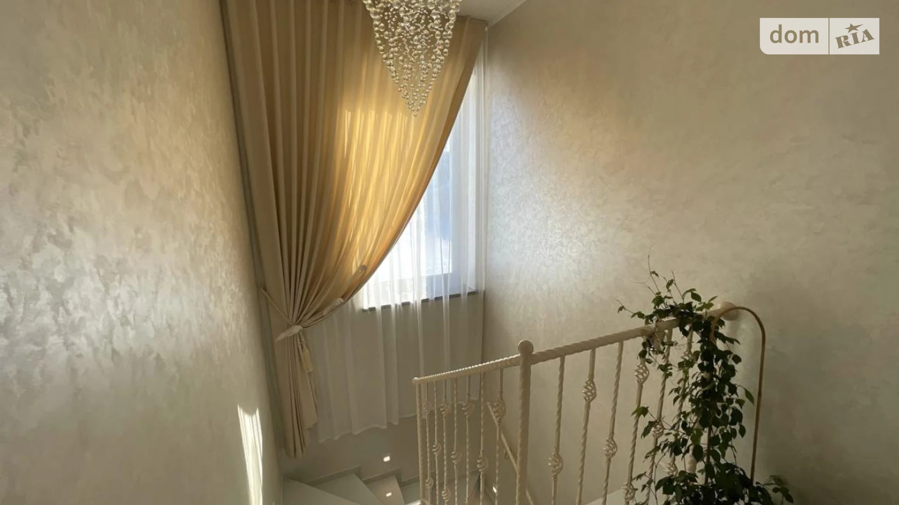 Продается дом на 2 этажа 180 кв. м с баней/сауной, цена: 285000 $ - фото 4