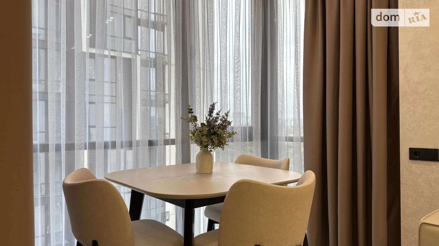 Продается 1-комнатная квартира 46 кв. м в Ивано-Франковске, ул. Ленкавского, 34/1 - фото 5