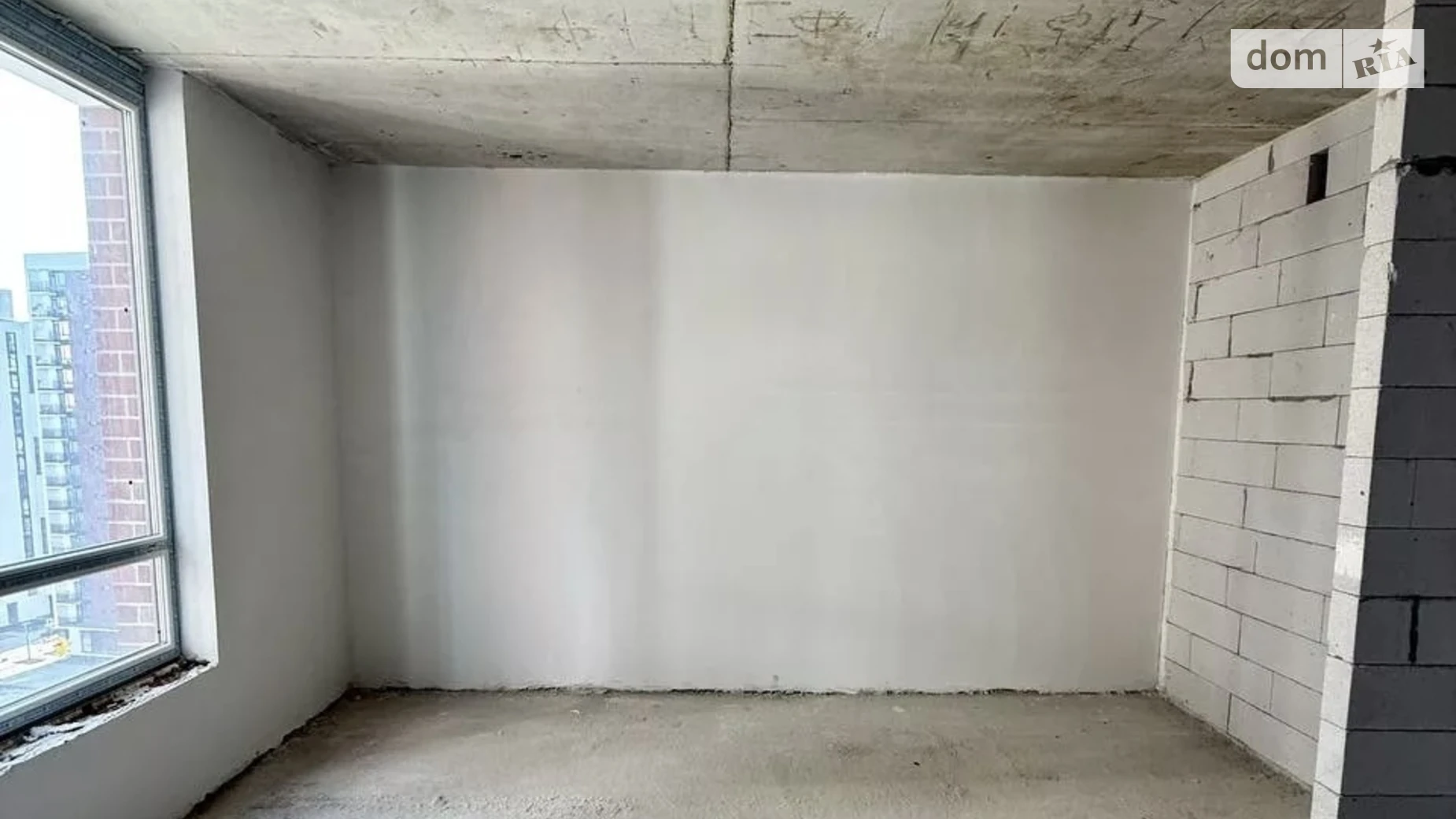 Продается 1-комнатная квартира 34 кв. м в Ивано-Франковске, ул. Ленкавского, 34/1 - фото 2