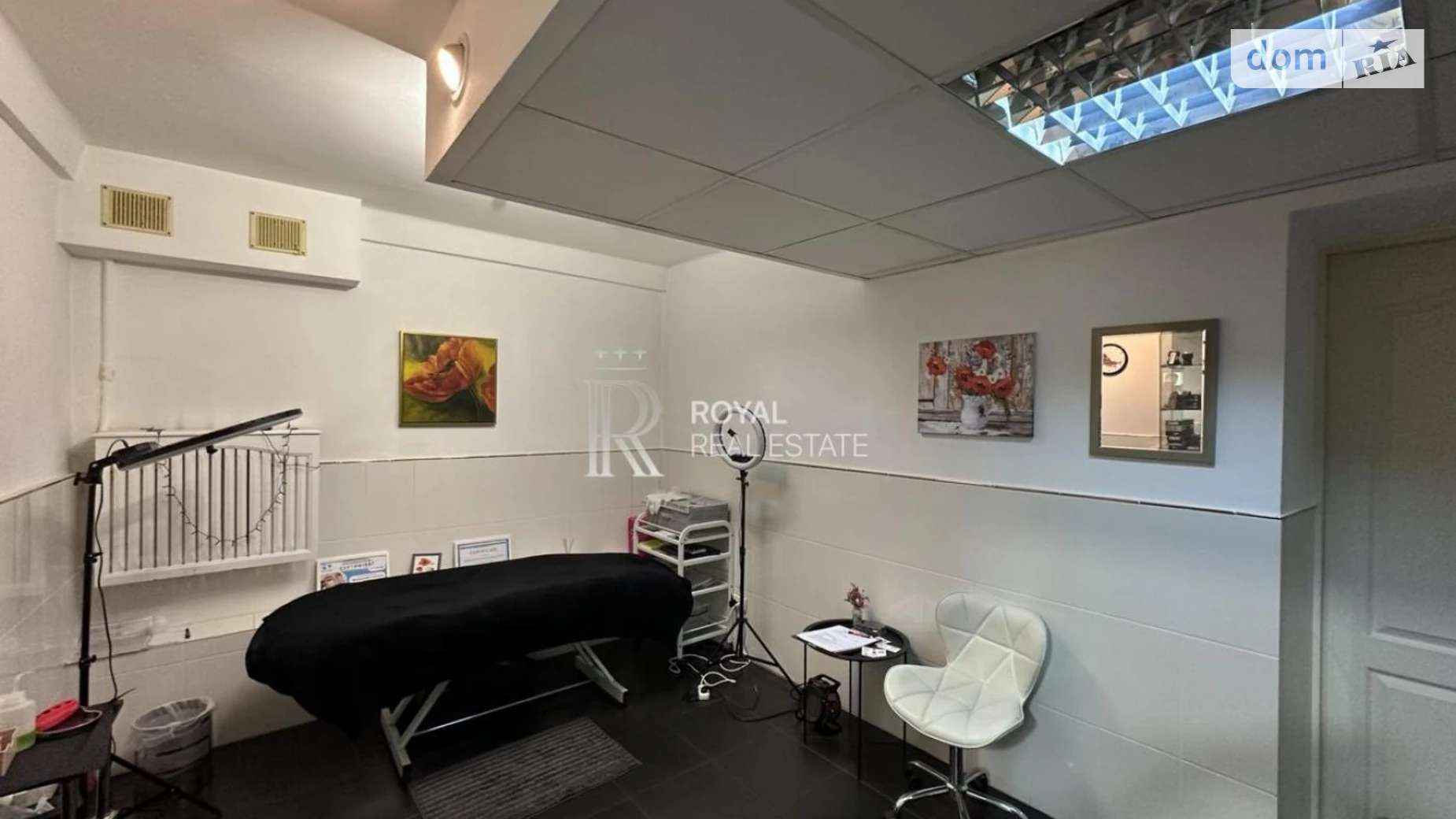 Сдается в аренду офис 219 кв. м в бизнес-центре, цена: 1500 $ - фото 5