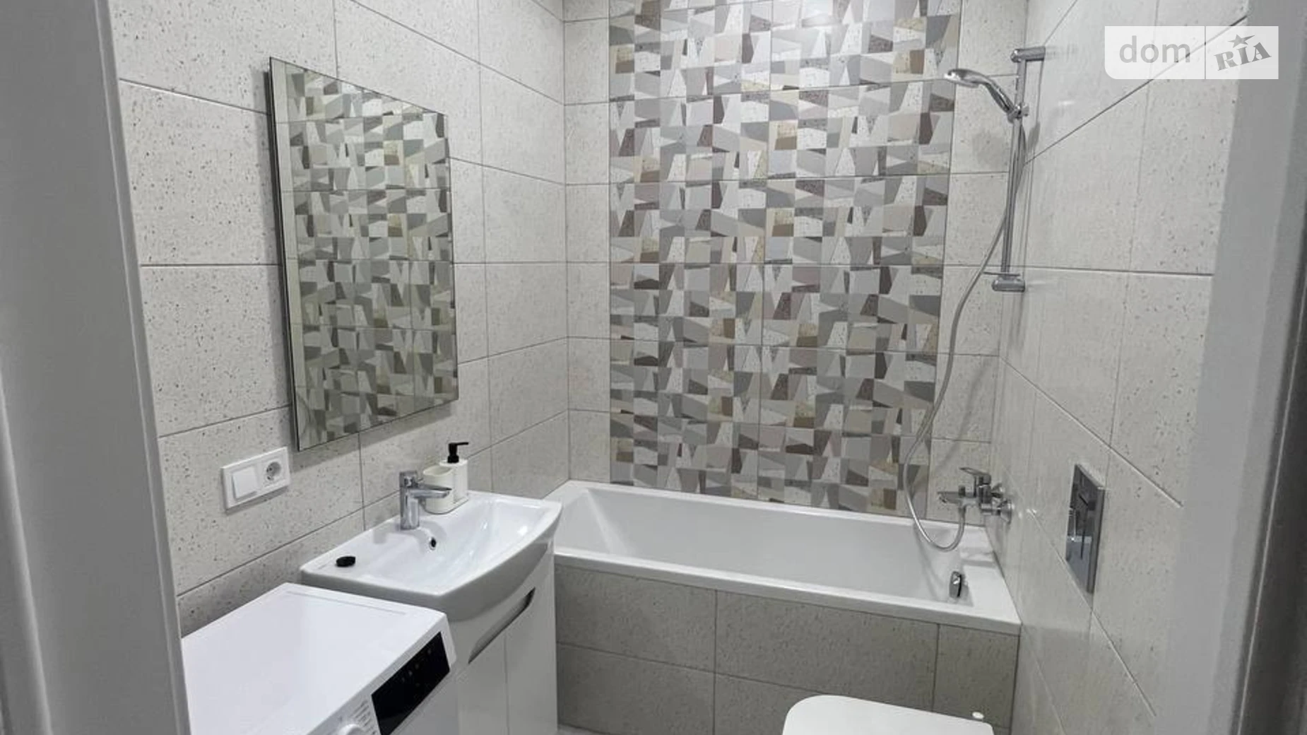 Сдается в аренду 2-комнатная квартира 55 кв. м в Днепре, бул. Кучеревского, 1 - фото 5