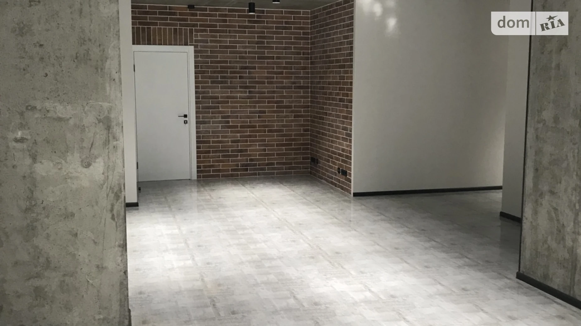 Сдается в аренду офис 125 кв. м в бизнес-центре, цена: 1200 $ - фото 4