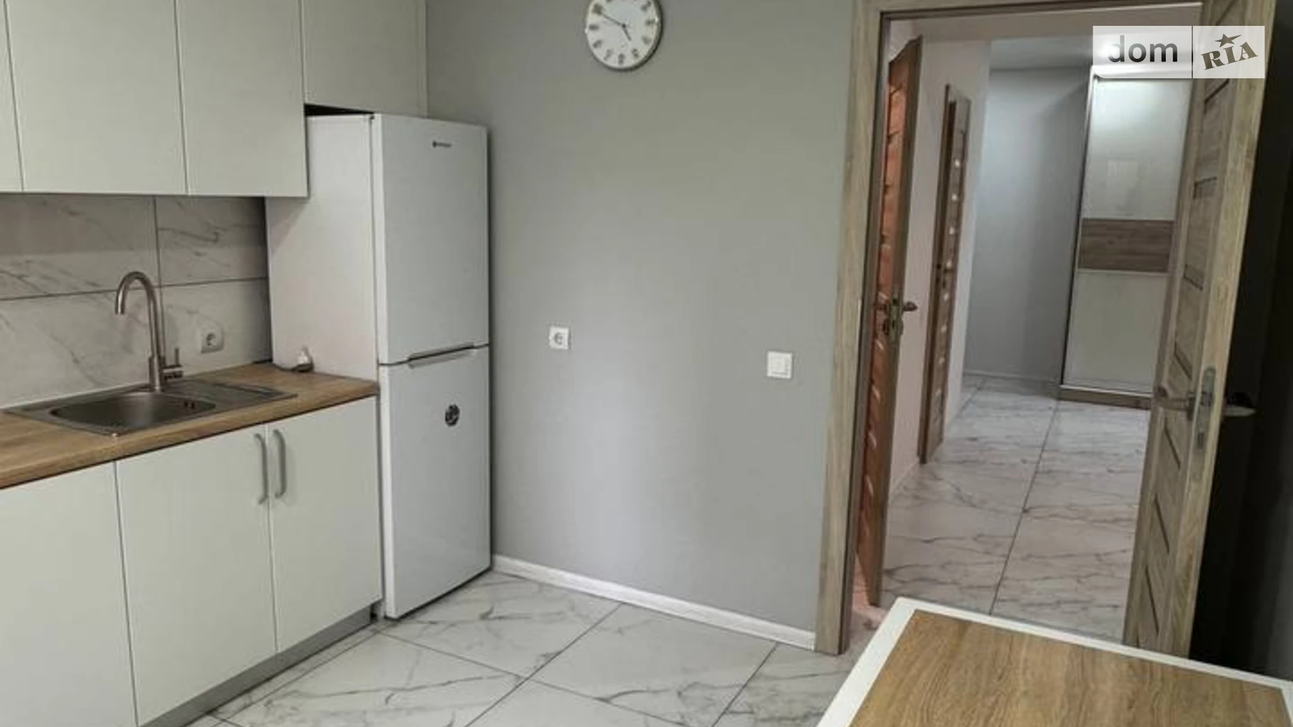 Продається 2-кімнатна квартира 79.4 кв. м у Івано-Франківську, вул. Тролейбусна, 30 - фото 2