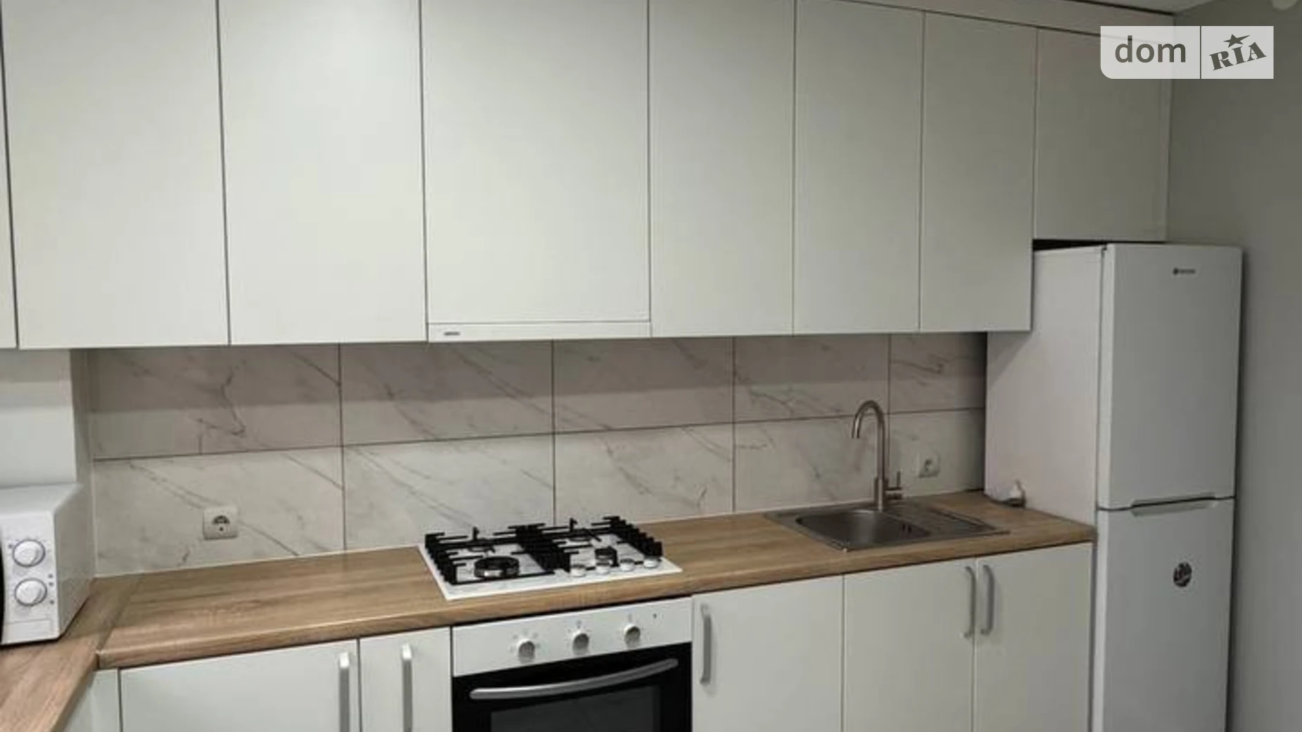 Продається 2-кімнатна квартира 79.4 кв. м у Івано-Франківську, вул. Тролейбусна, 30 - фото 3