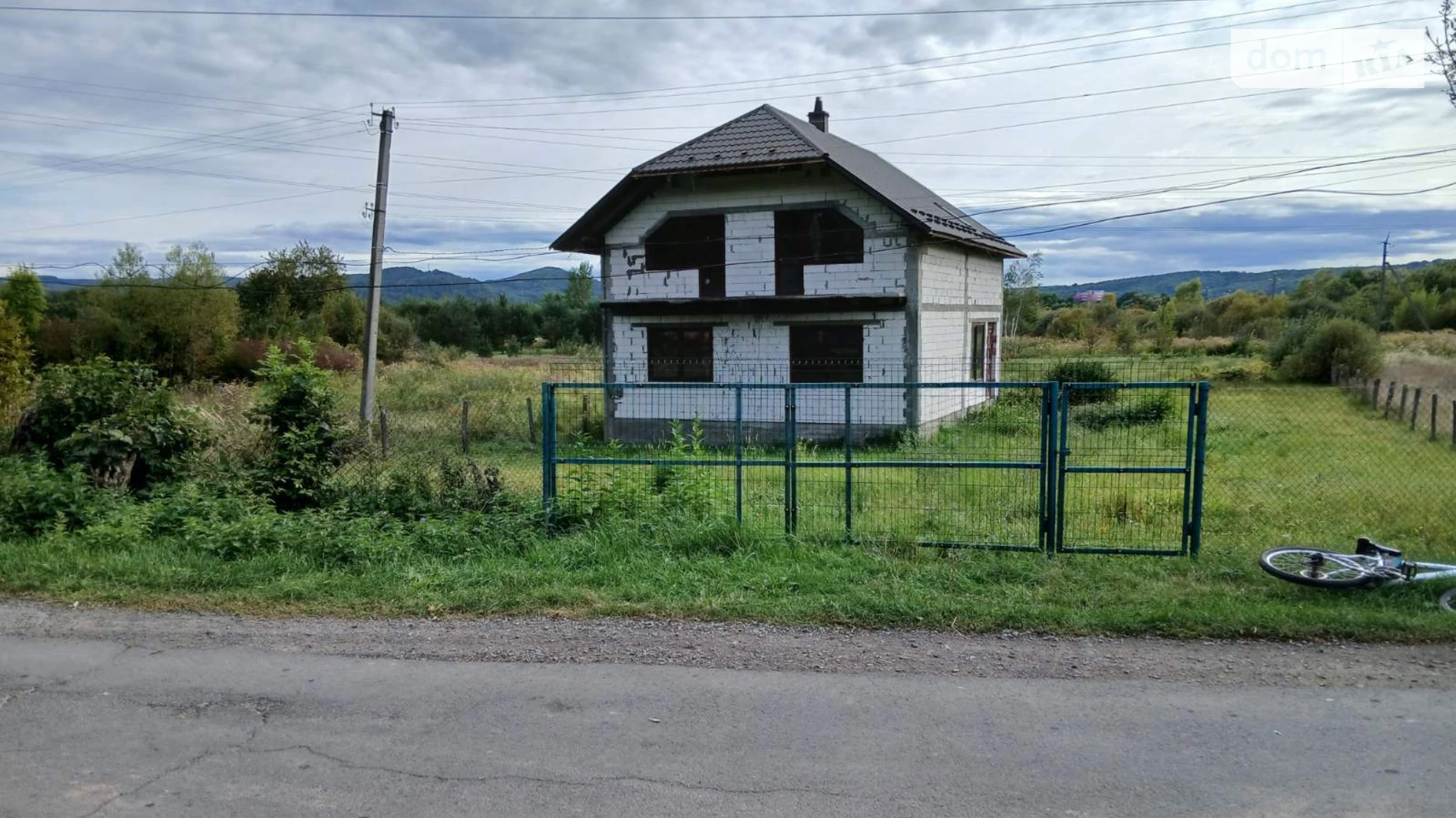 Продается дом на 2 этажа 135 кв. м с мебелью, цена: 90000 $ - фото 2