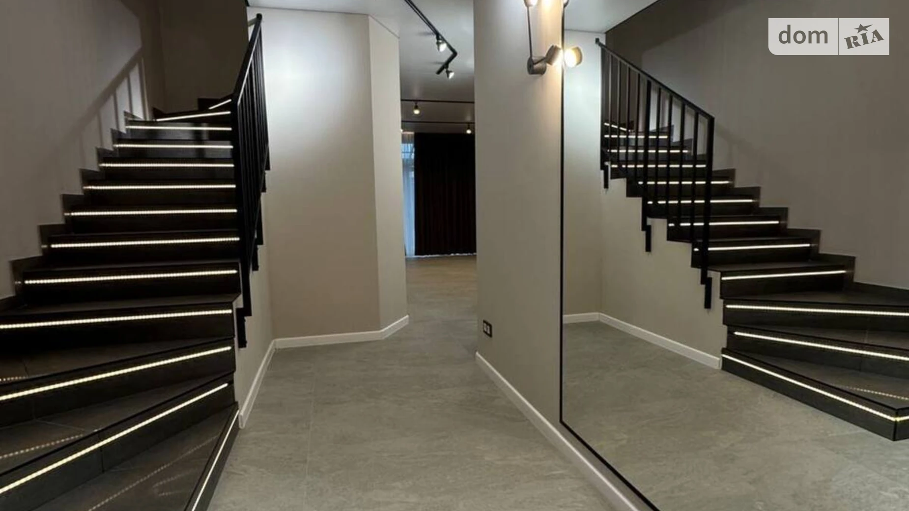 Продается дом на 2 этажа 145 кв. м с участком, цена: 165000 $ - фото 2