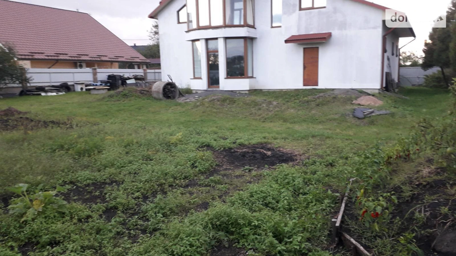 Продается дом на 2 этажа 232 кв. м с камином, цена: 150000 $ - фото 3