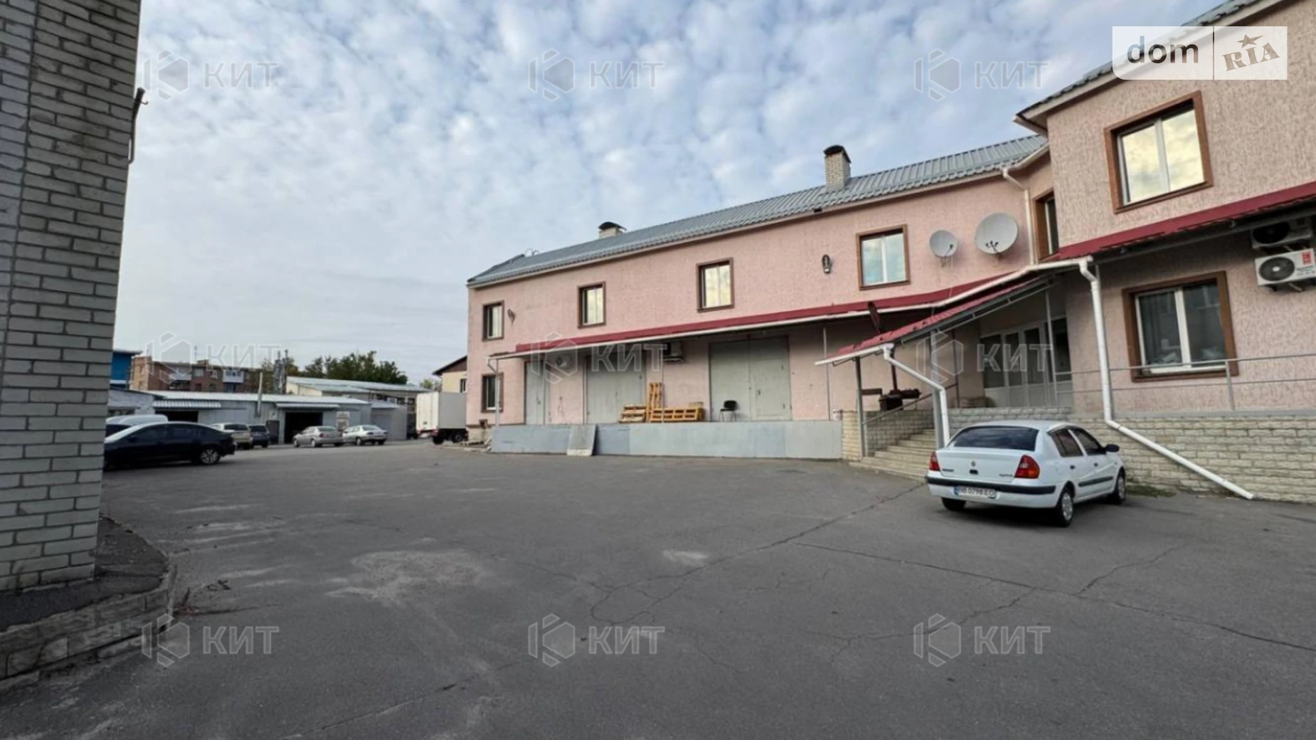 Продается объект сферы услуг 3000 кв. м в 1-этажном здании, цена: 550000 $ - фото 3