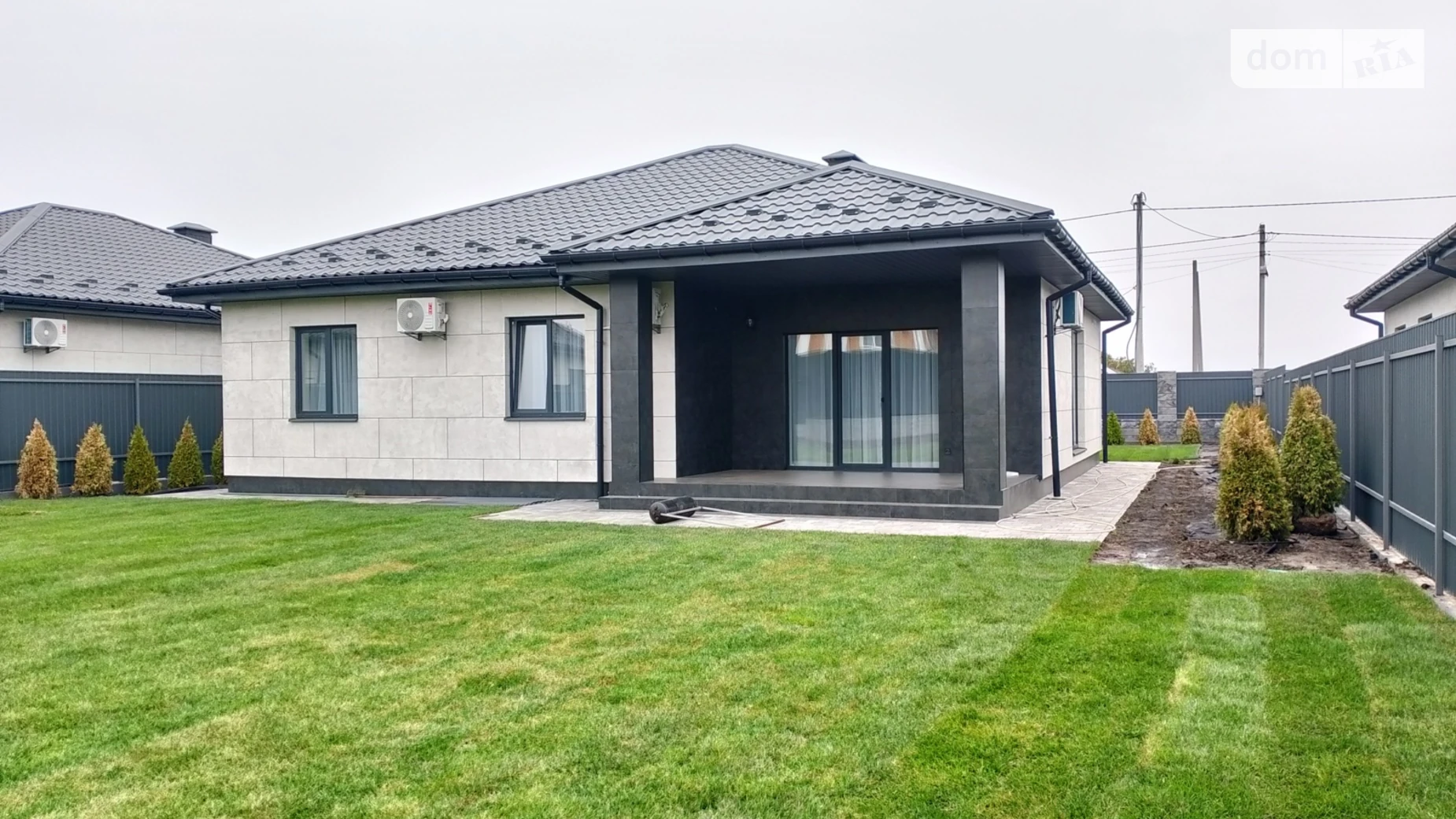 Продается одноэтажный дом 110 кв. м с бассейном, цена: 170000 $ - фото 5