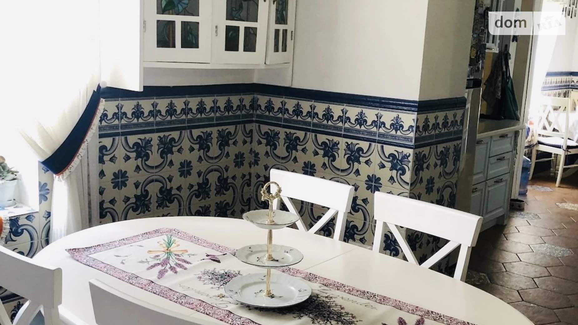 Продается дом на 2 этажа 122 кв. м с бассейном, цена: 250000 $ - фото 2