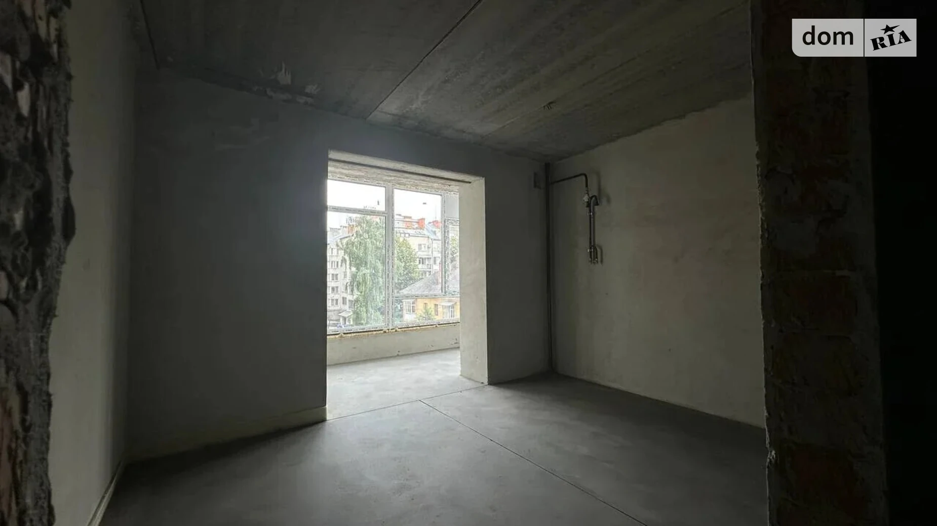 Продается 1-комнатная квартира 40.5 кв. м в Ивано-Франковске, ул. Волошина Августина - фото 2